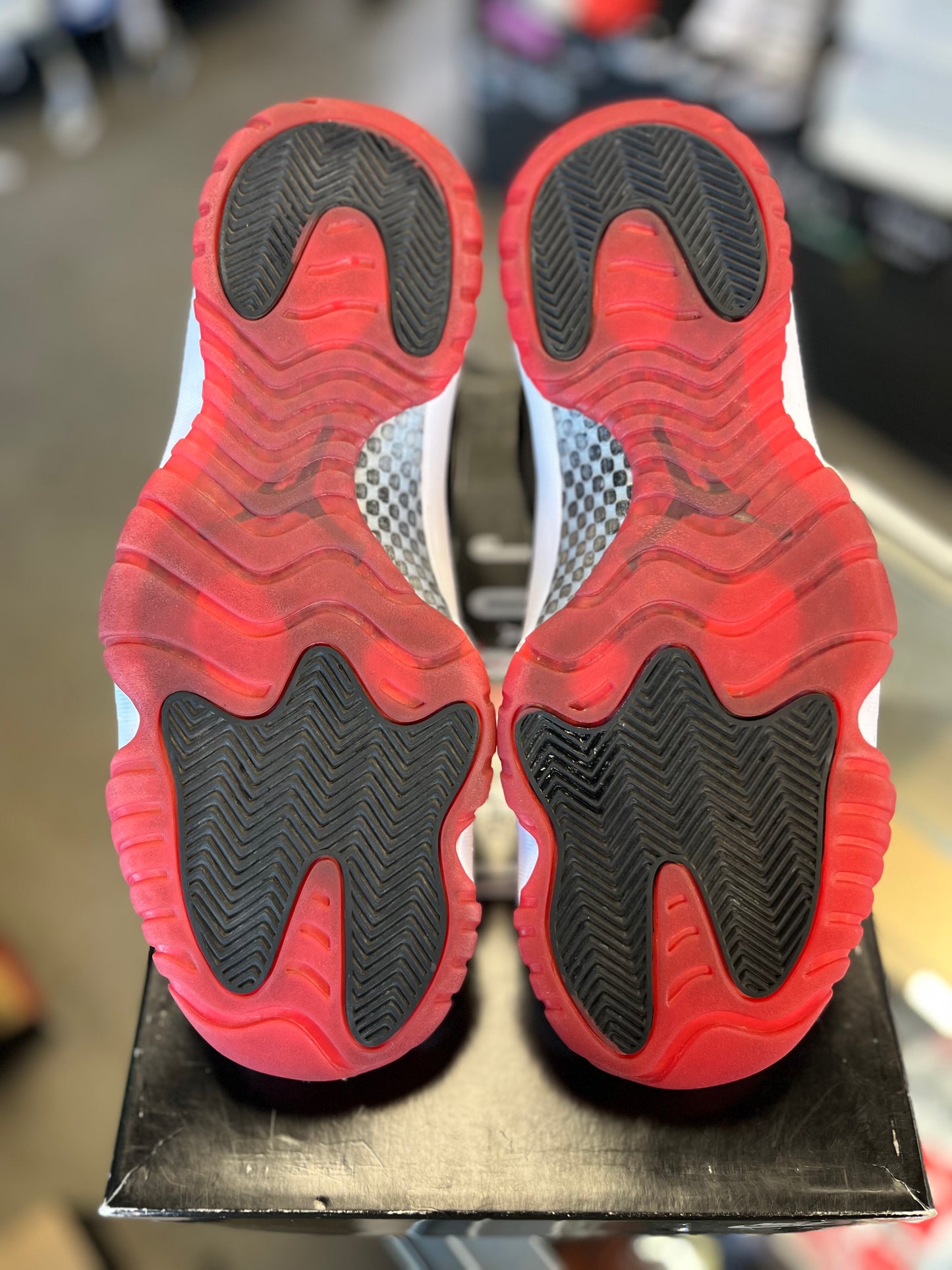 Jordan 11 Low “Concord Bred” Size 11