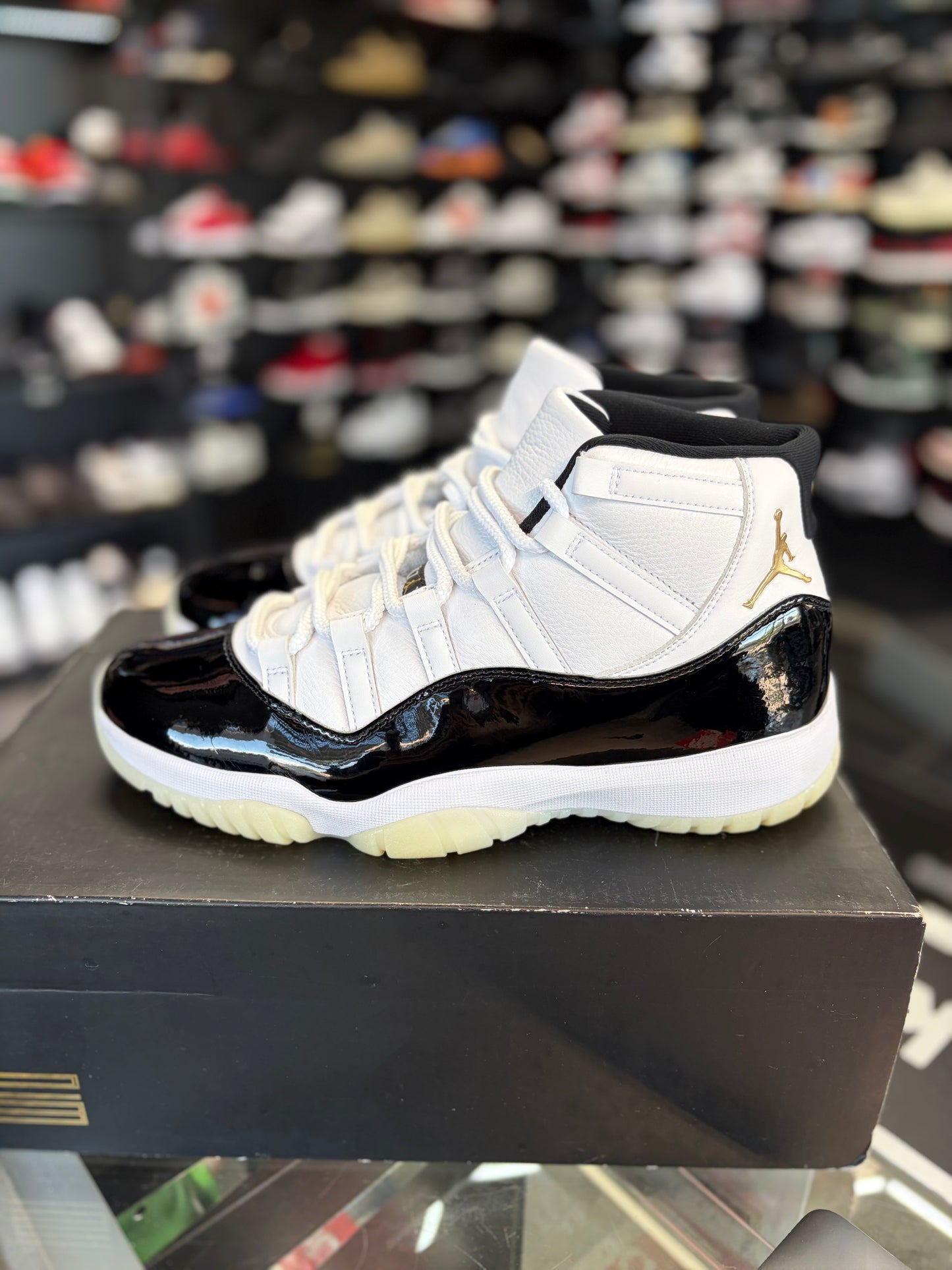 Jordan 11 “Gratitude” Size 10