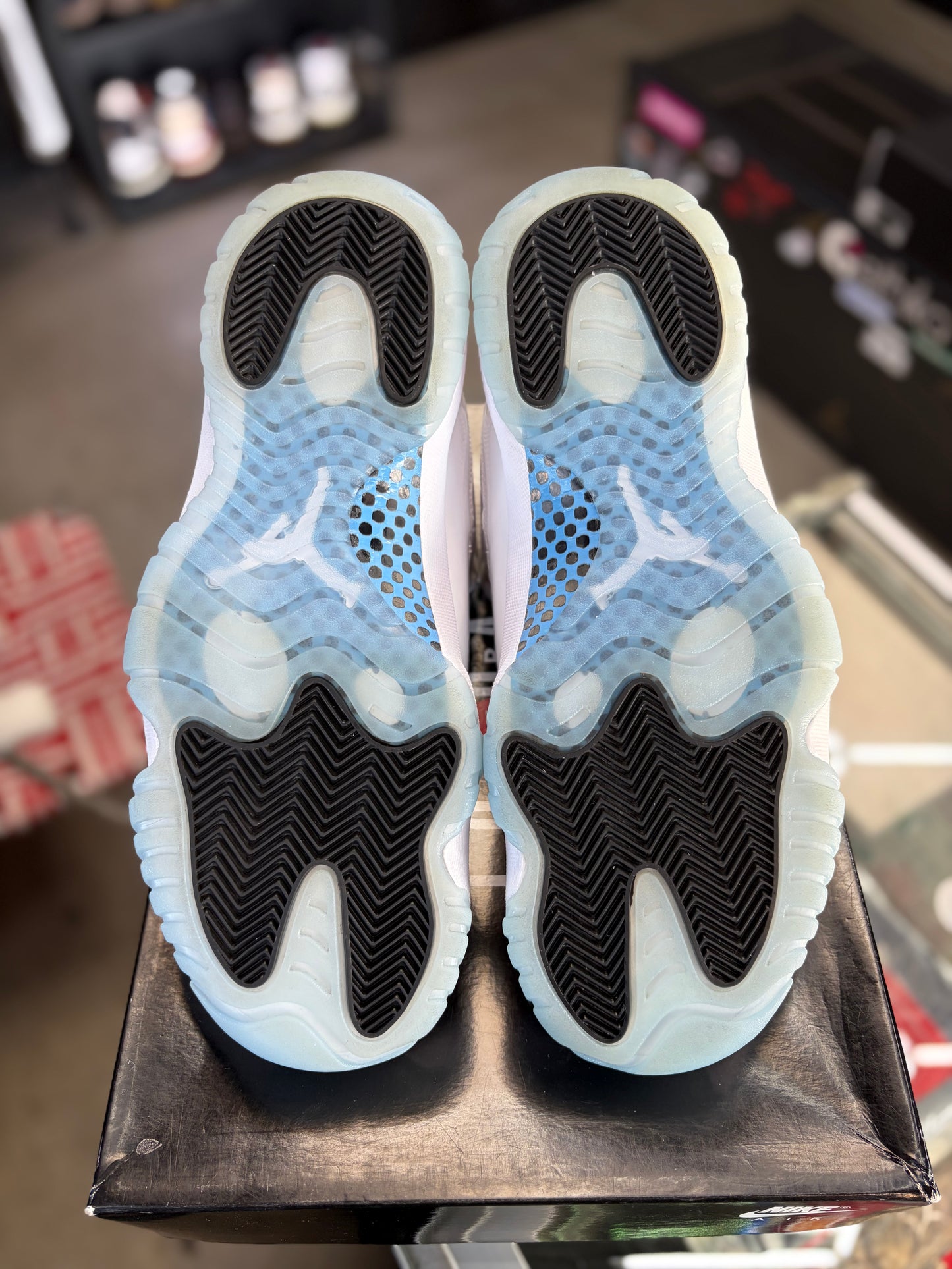 Jordan 11 “Legend Blue” Size 9.5