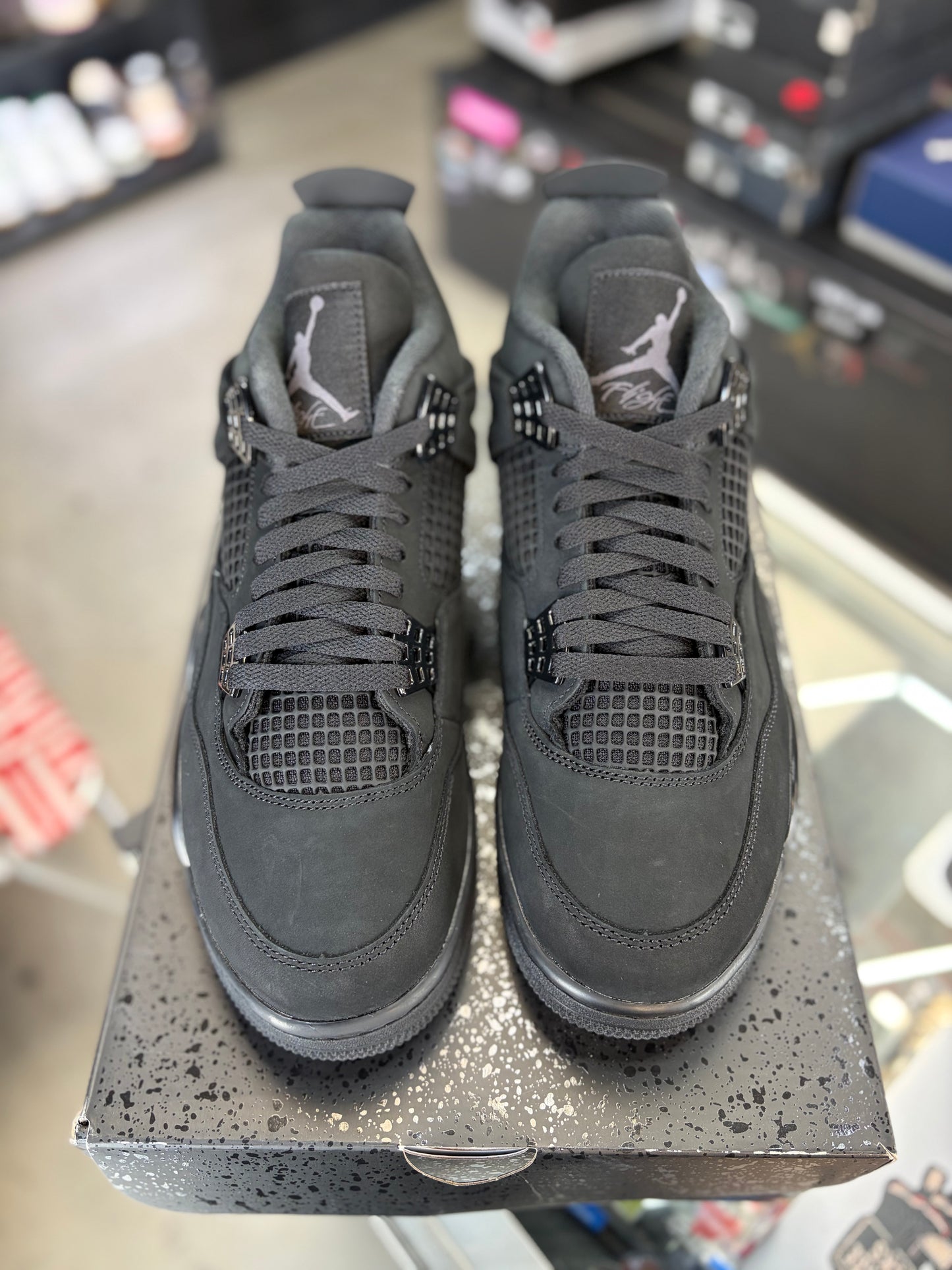 Jordan 4 “Black Cat” (2025) Size 10.5