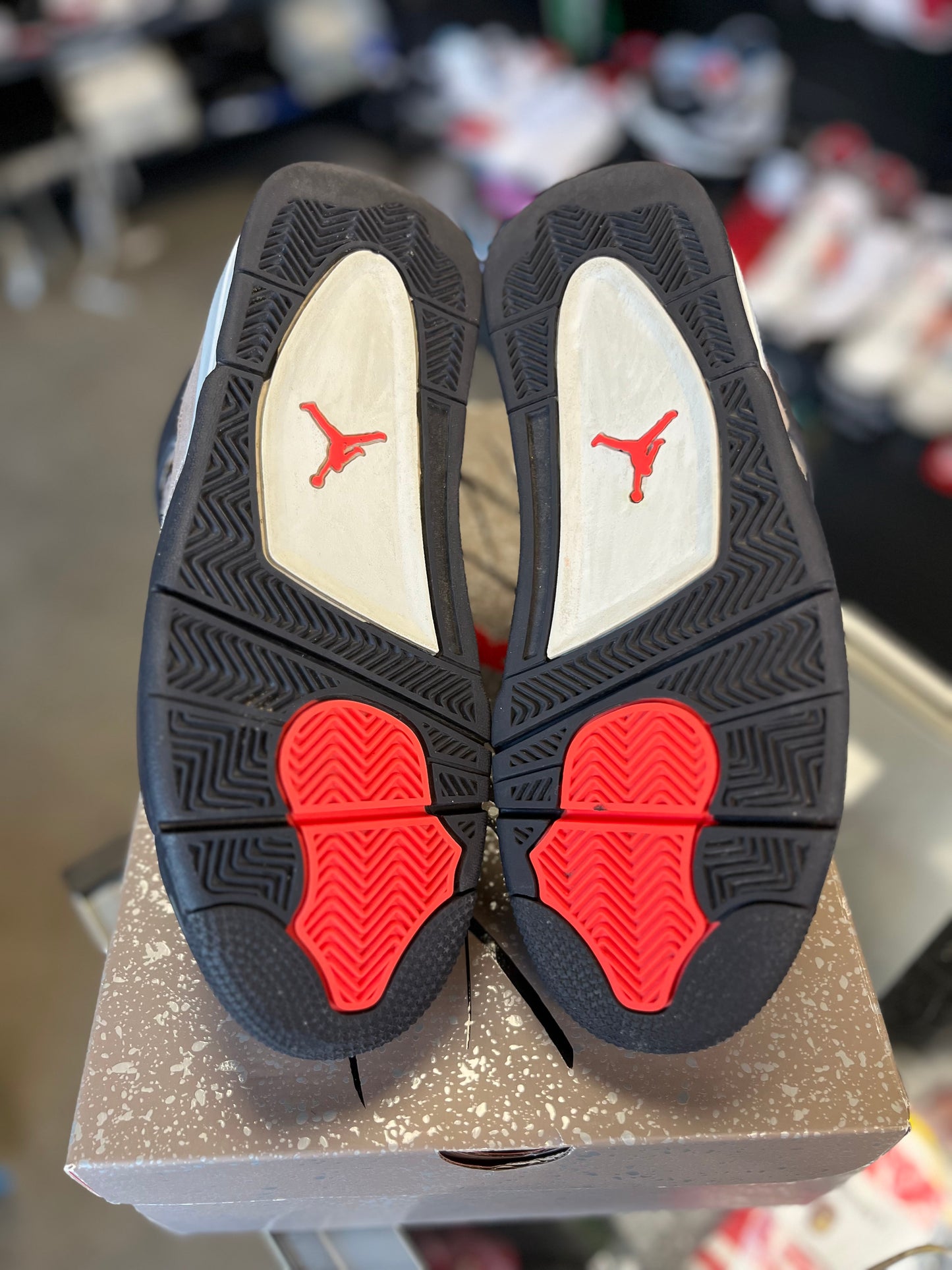 Jordan 4 “Taupe Haze” Size 9.5