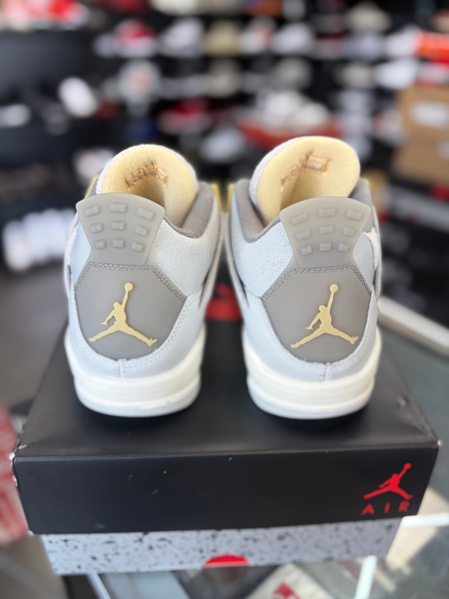 Jordan 4 “Craft” (Gs) Size 5.5y/7w