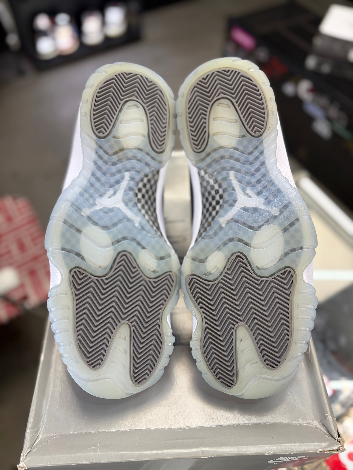 Jordan 11 “Cool Grey” Size 10