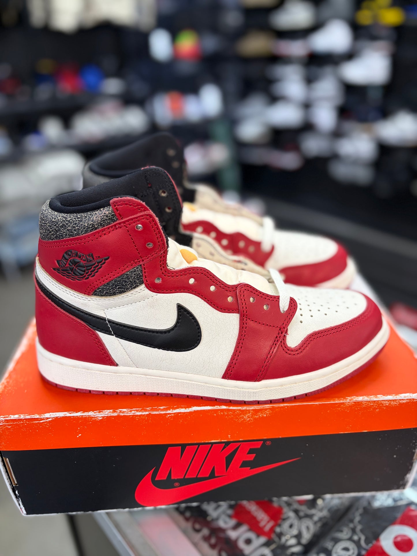 Jordan 1 “Lost & Found” Size 9.5