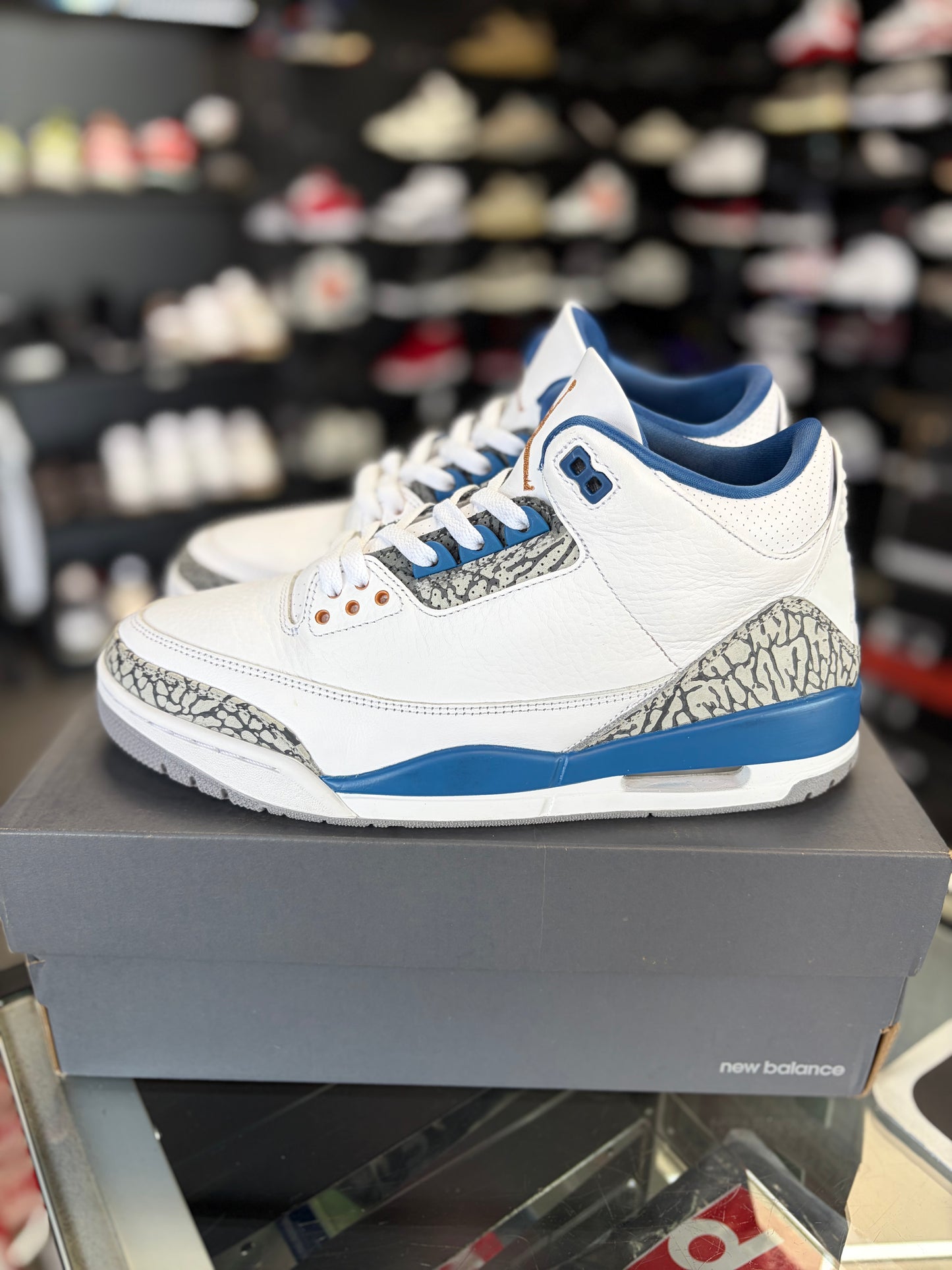 Jordan 3 “Wizards” Size 10