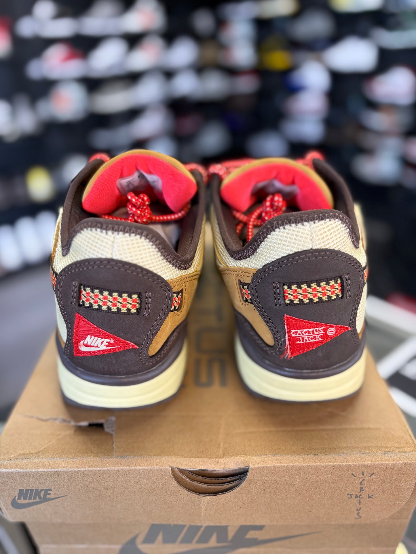 Travis Scott x Air Max 1 “Baroque Brown” Size 10