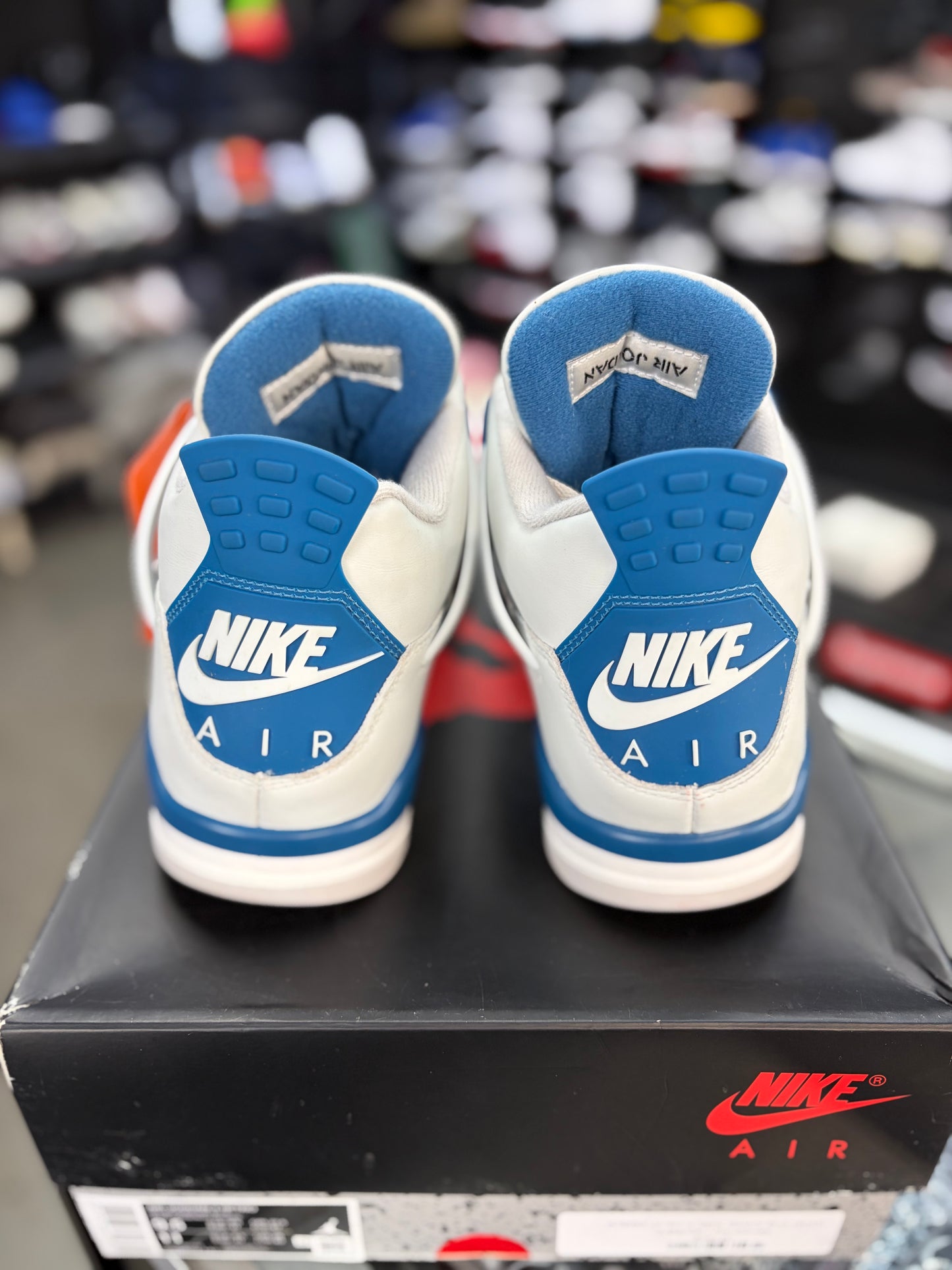 Jordan 4 “Military Blue” Size 9.5