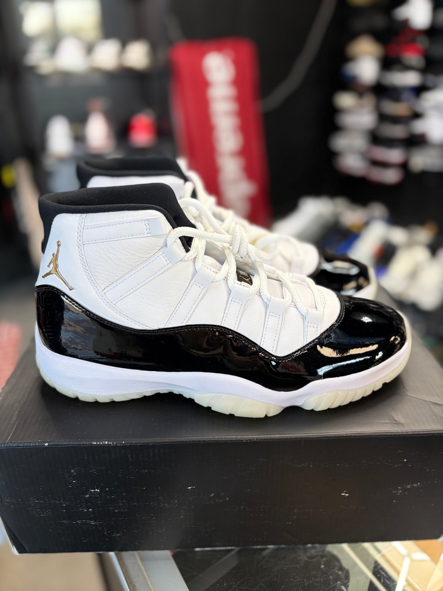 Jordan 11 “Gratitude” Size 11.5