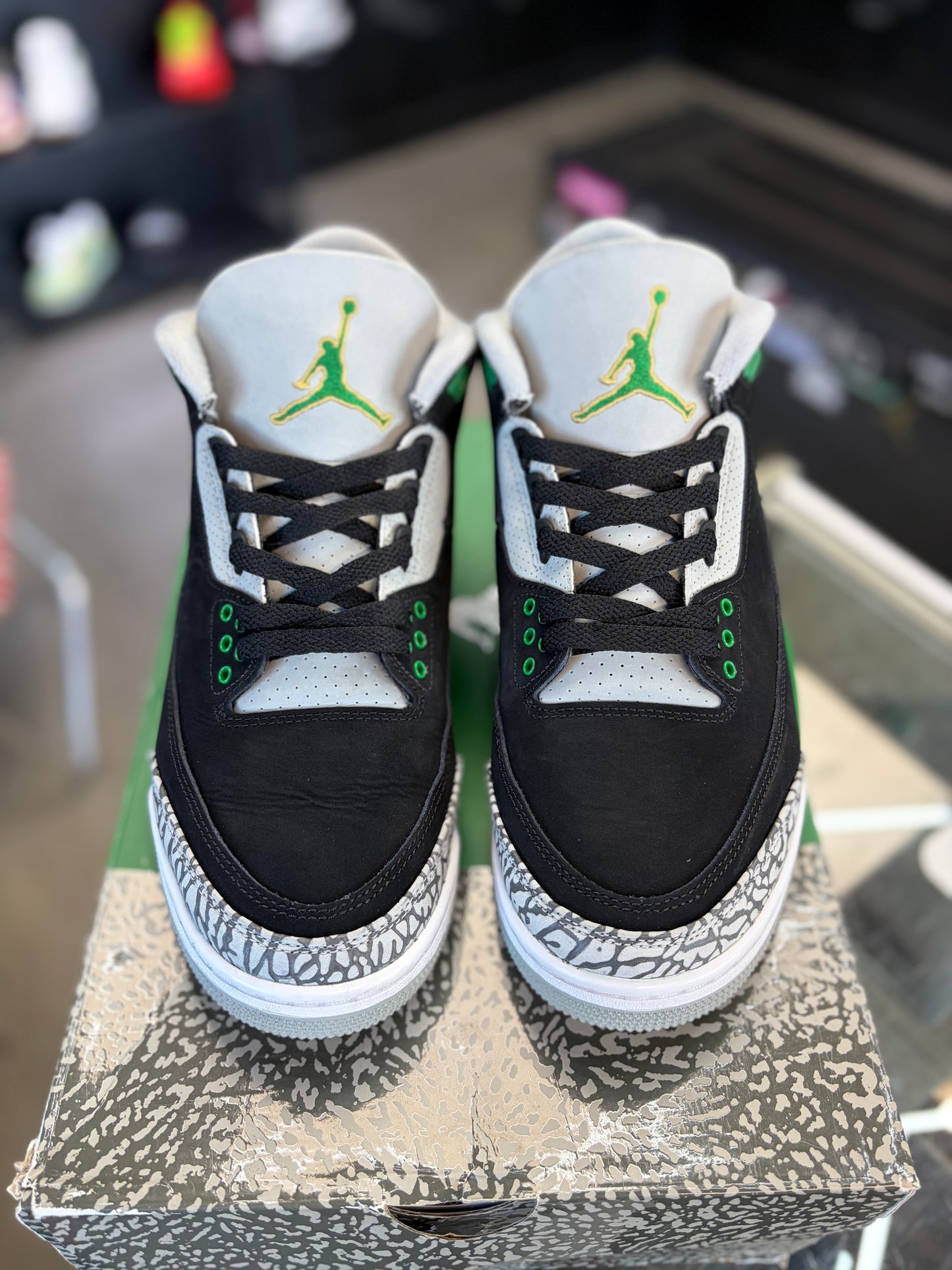 Jordan 3 “Pine Green” Size 8