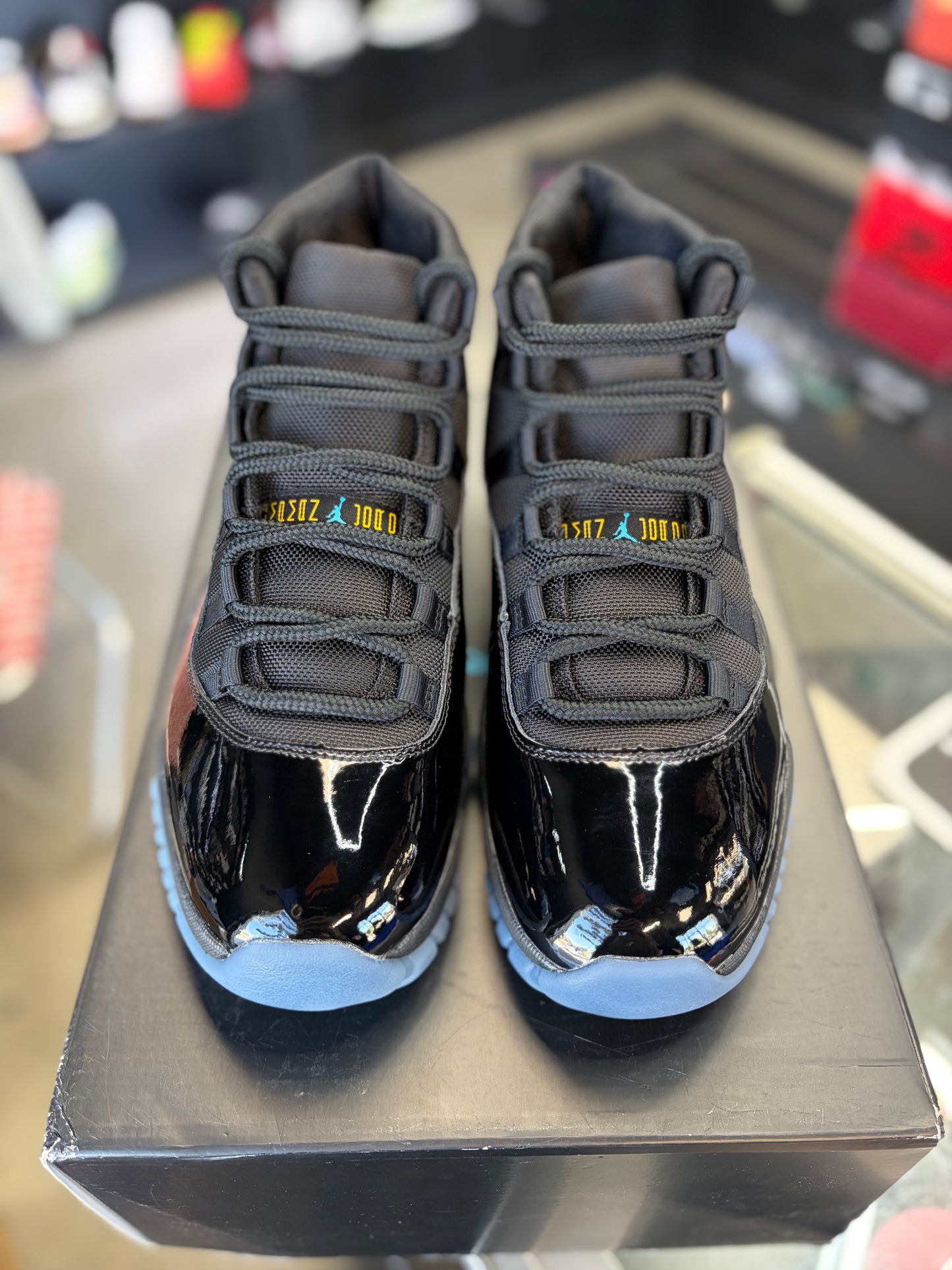 Jordan 11 “Gamma” Size 9.5