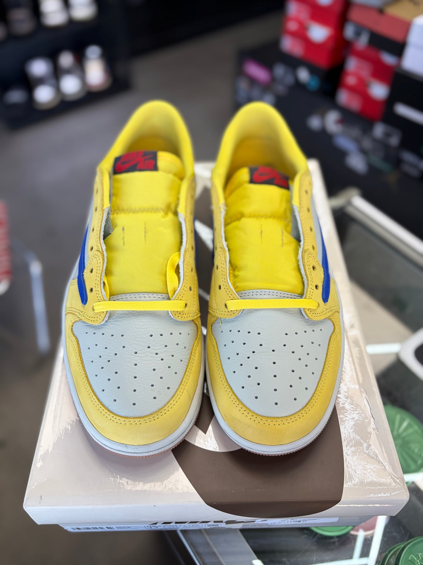 Jordan 1 Low x Travis Scott “Canary” Size 9.5 Men
