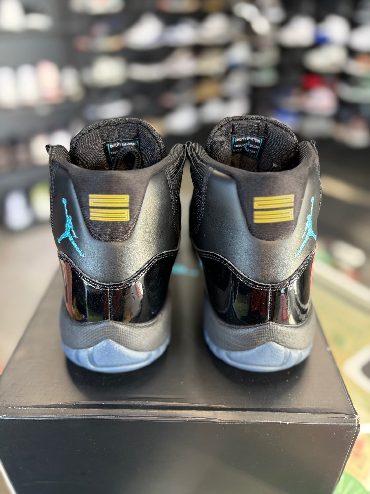 Jordan 11 “Gamma” Size 9.5