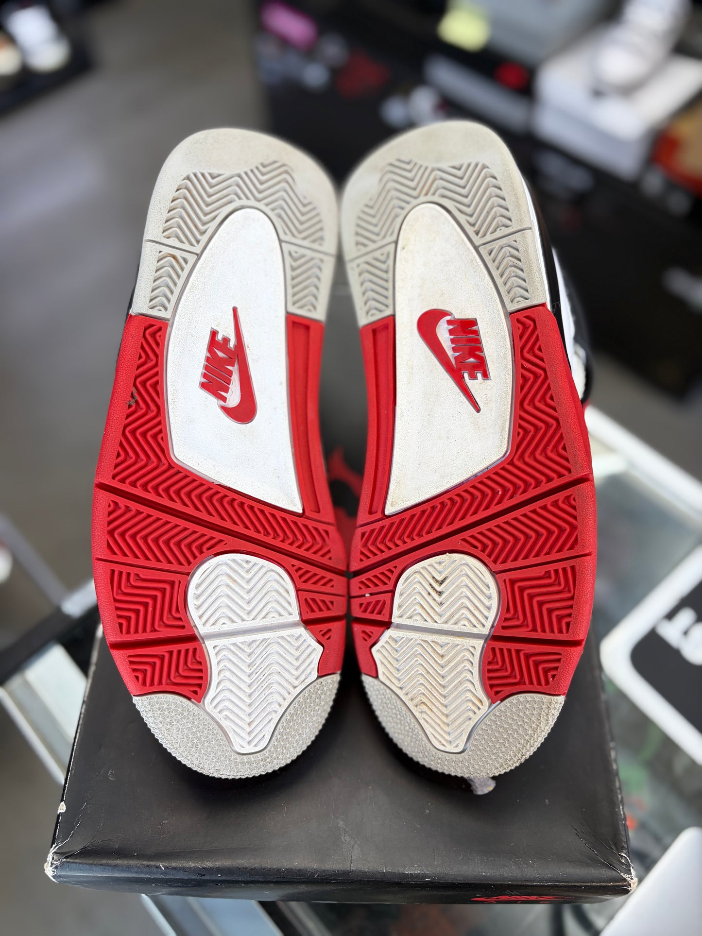Jordan 4 “Fire Red” (2020) Size 8