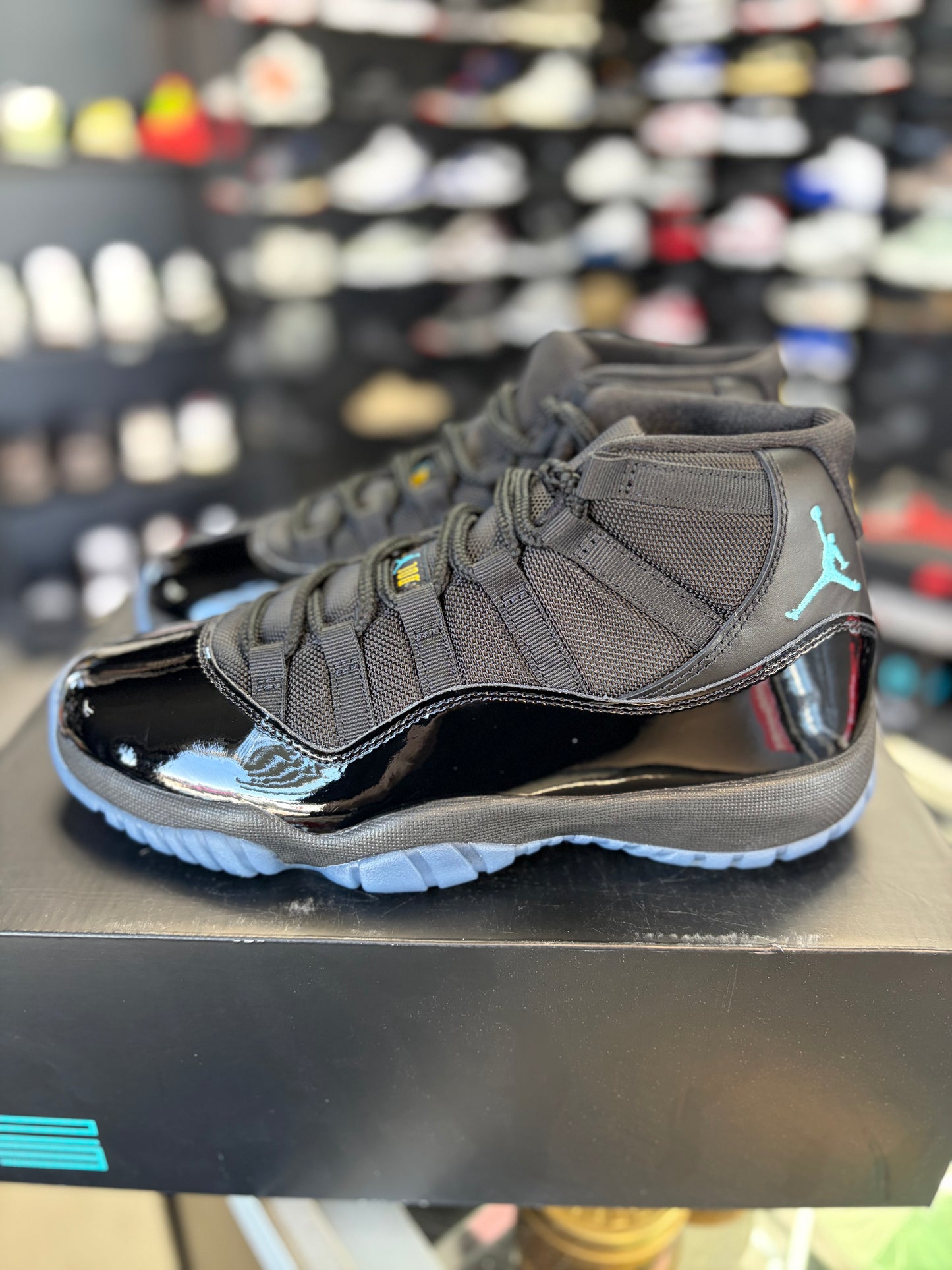 Jordan 11 “Gamma” Size 8