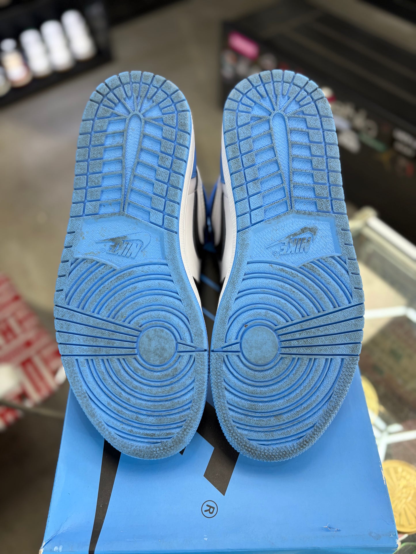 Jordan 1 “UNC Toe” Size 8.5