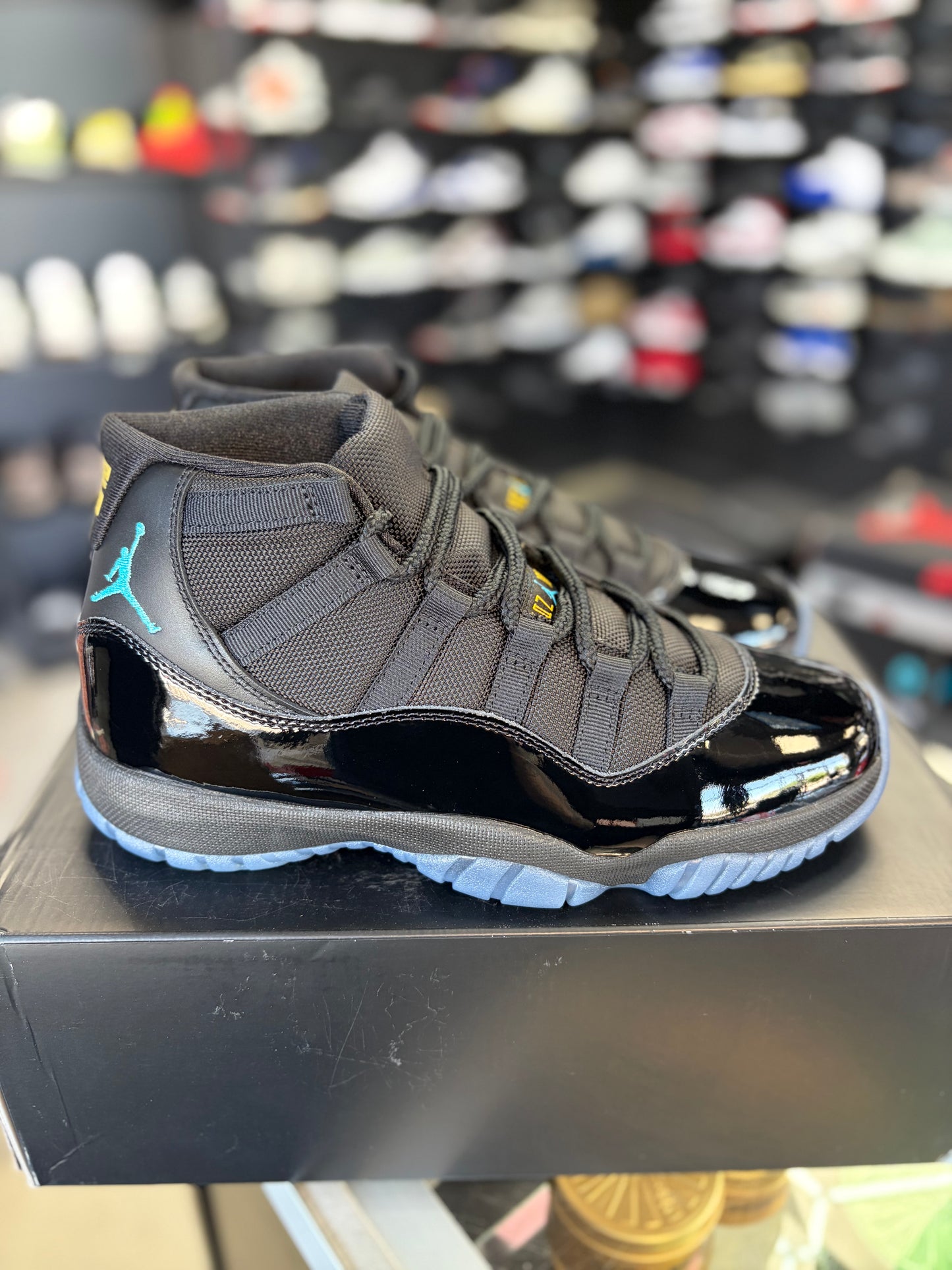 Jordan 11 “Gamma” Size 8