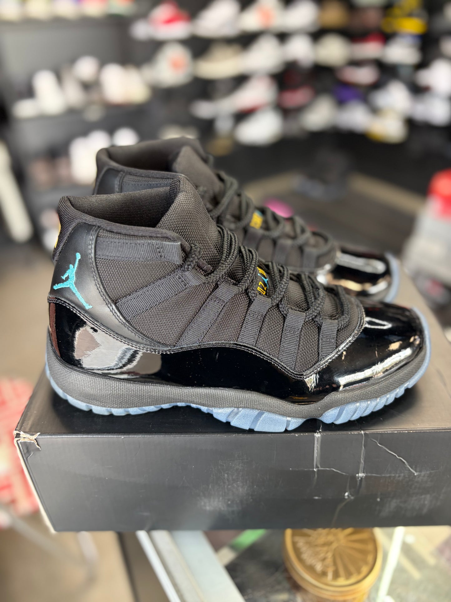 Jordan 11 “Gamma” Size 9