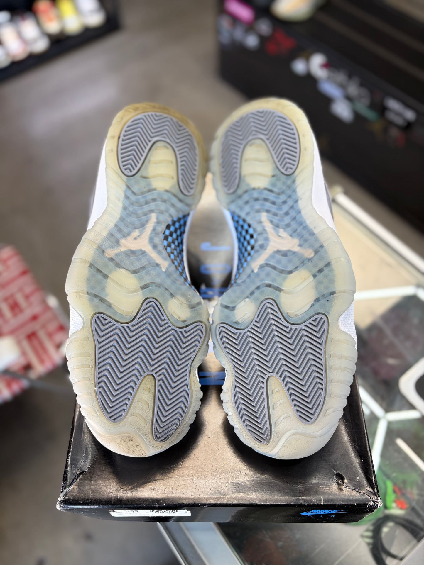 Jordan 11 Low “Cement Grey” Size 8.5