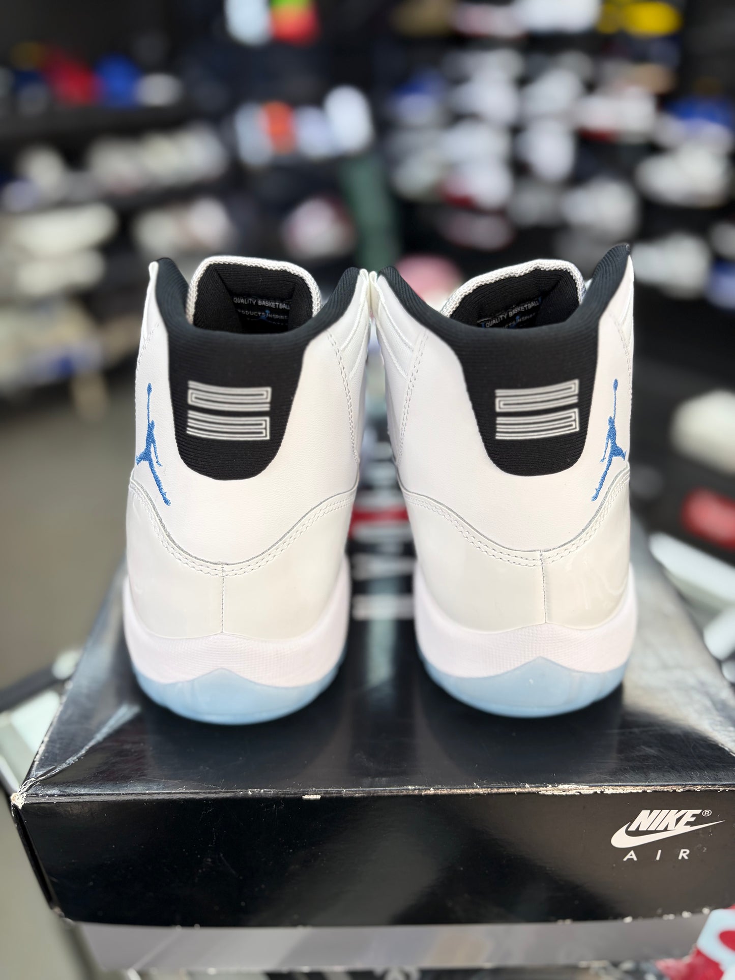Jordan 11 “Legend Blue” Size 9.5
