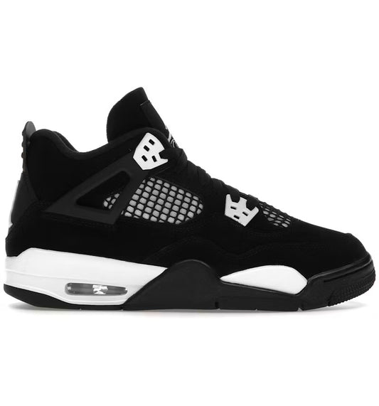 Jordan 4 “White Thunder” (Gs) Size 5y/6.5w