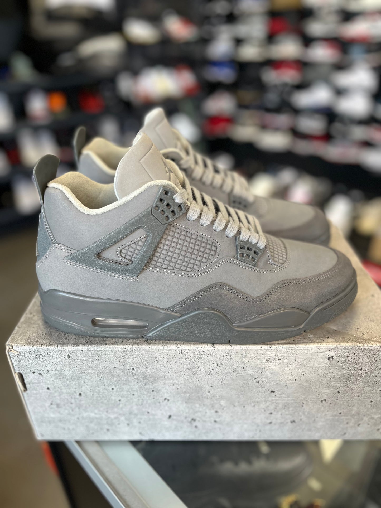 Jordan 4 “Wet Cement” Size 11