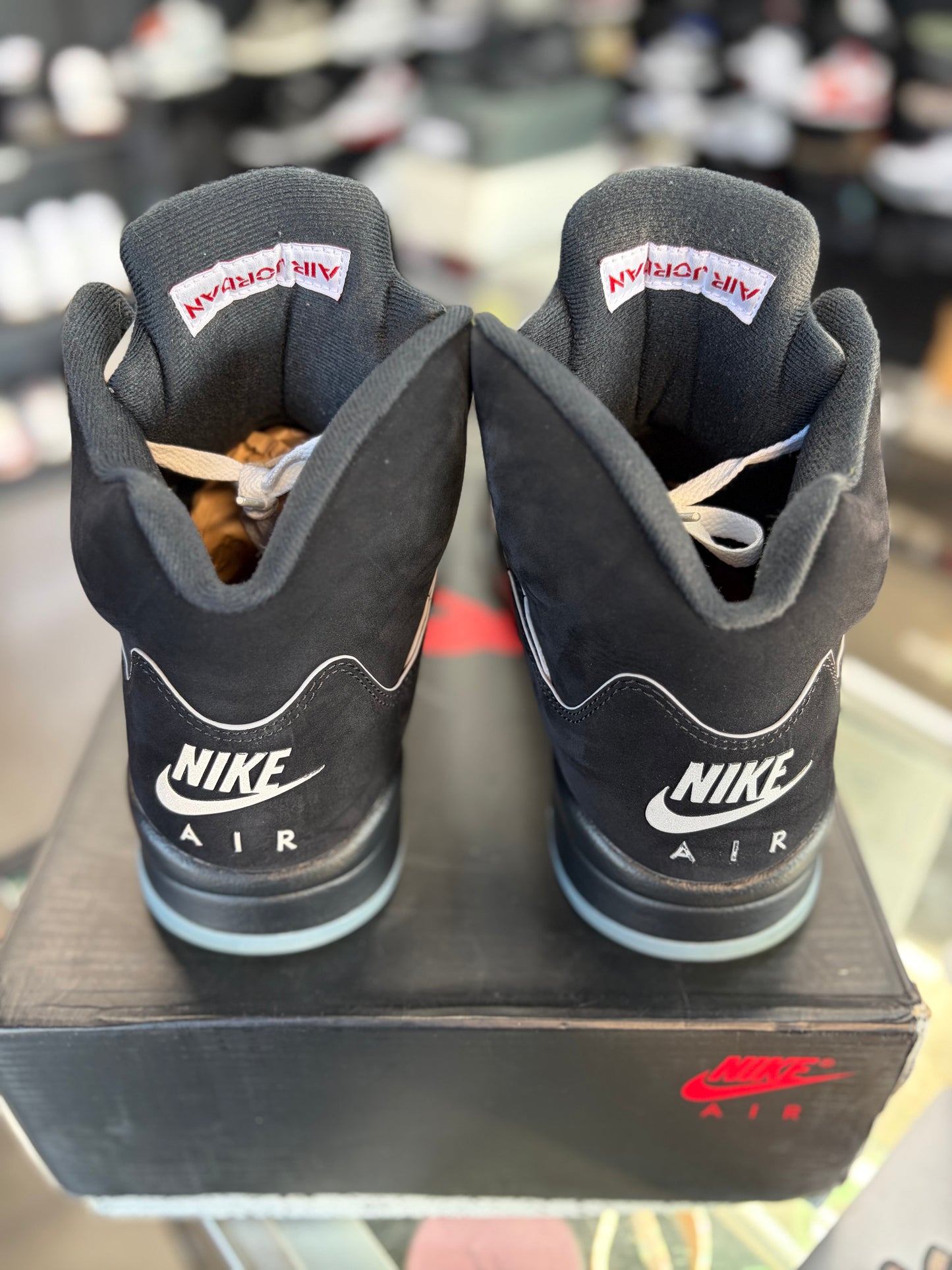 Jordan 5 “‘Metallic Reimagined” Size 11
