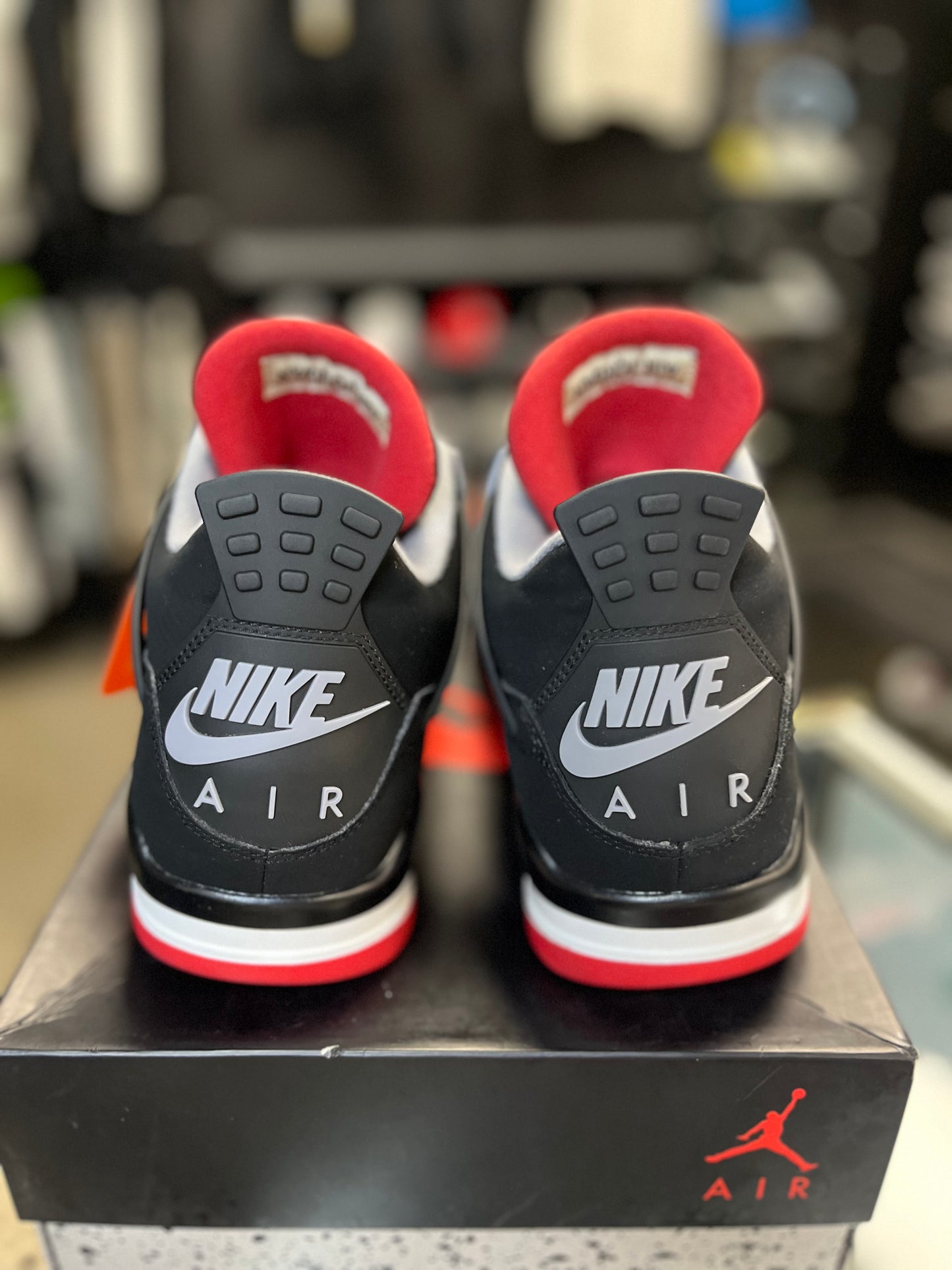 Jordan 4 “Bred” (2019) Size 10.5