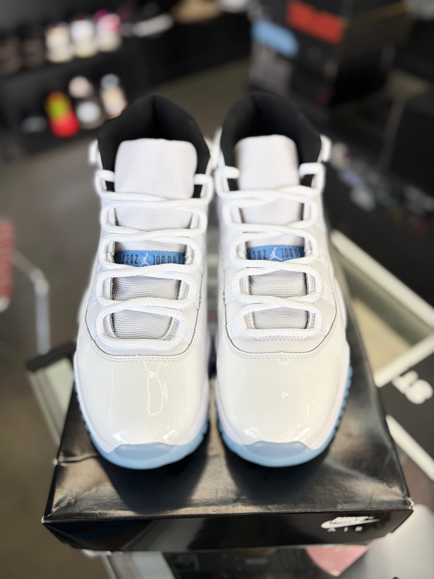 Jordan 11 “Legend Blue” Size 9