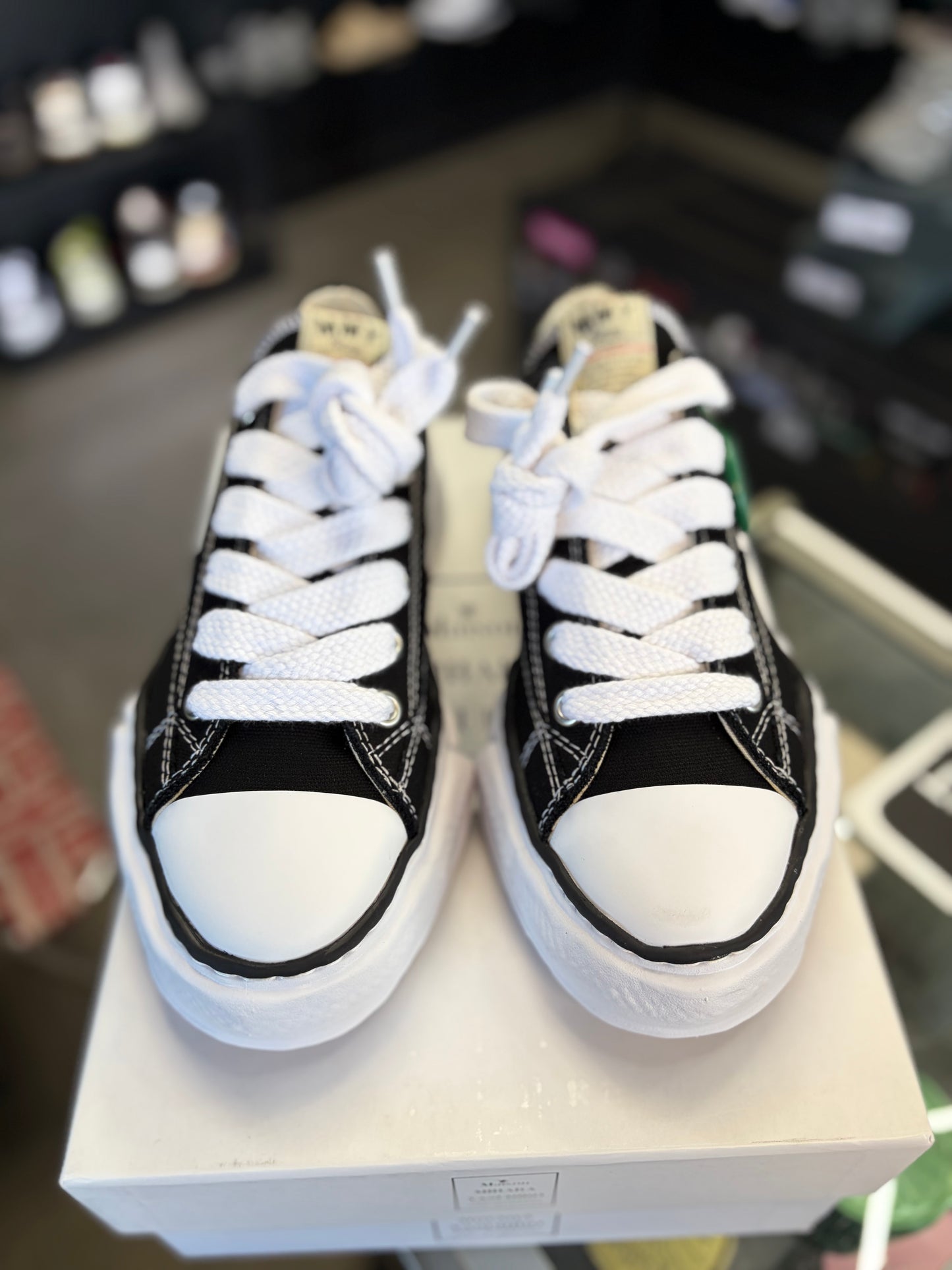 Maison Mihara Peterson “Black/White” Men’s