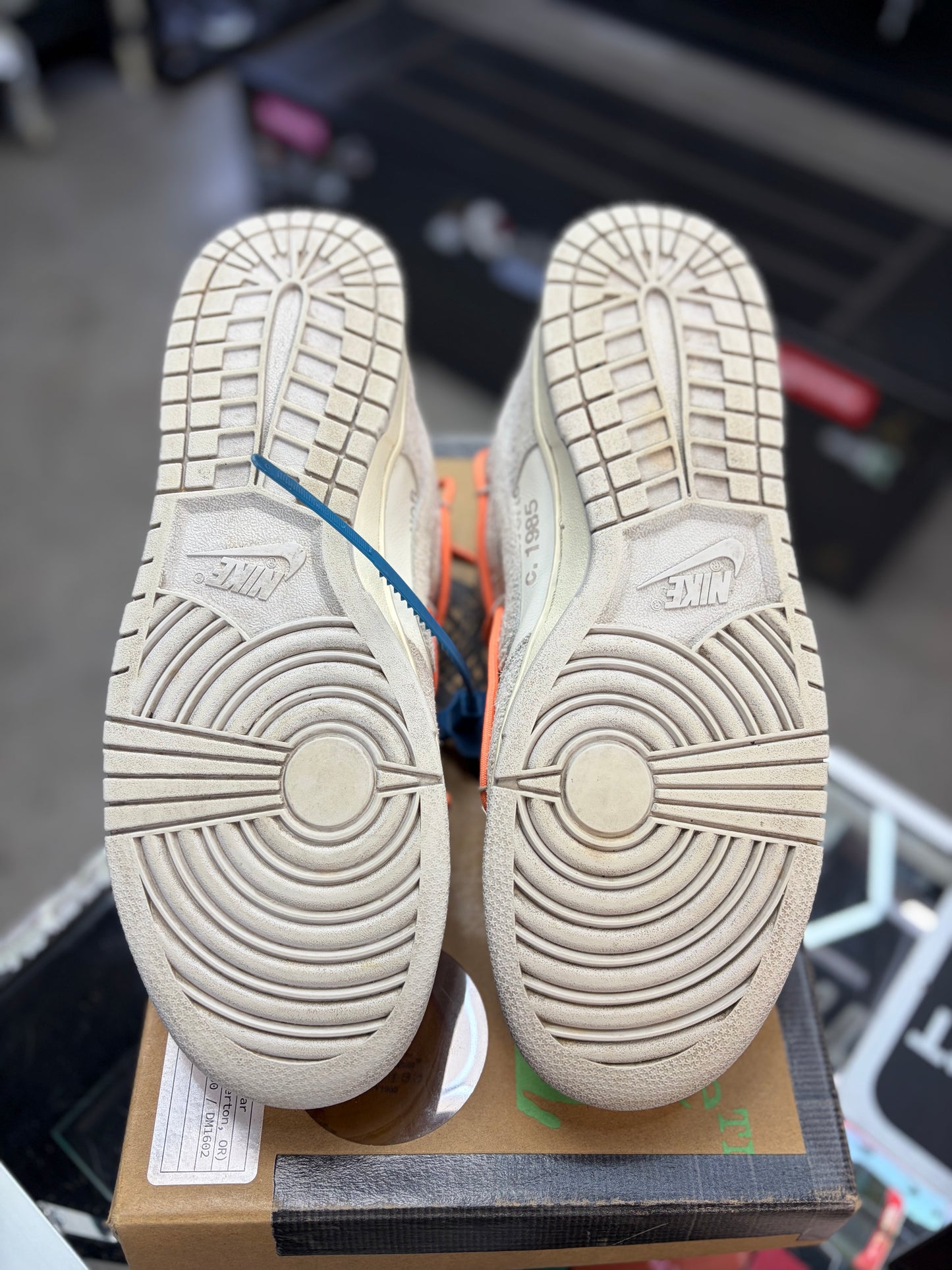 Nike Dunk Off White “Lot 19” Size 10