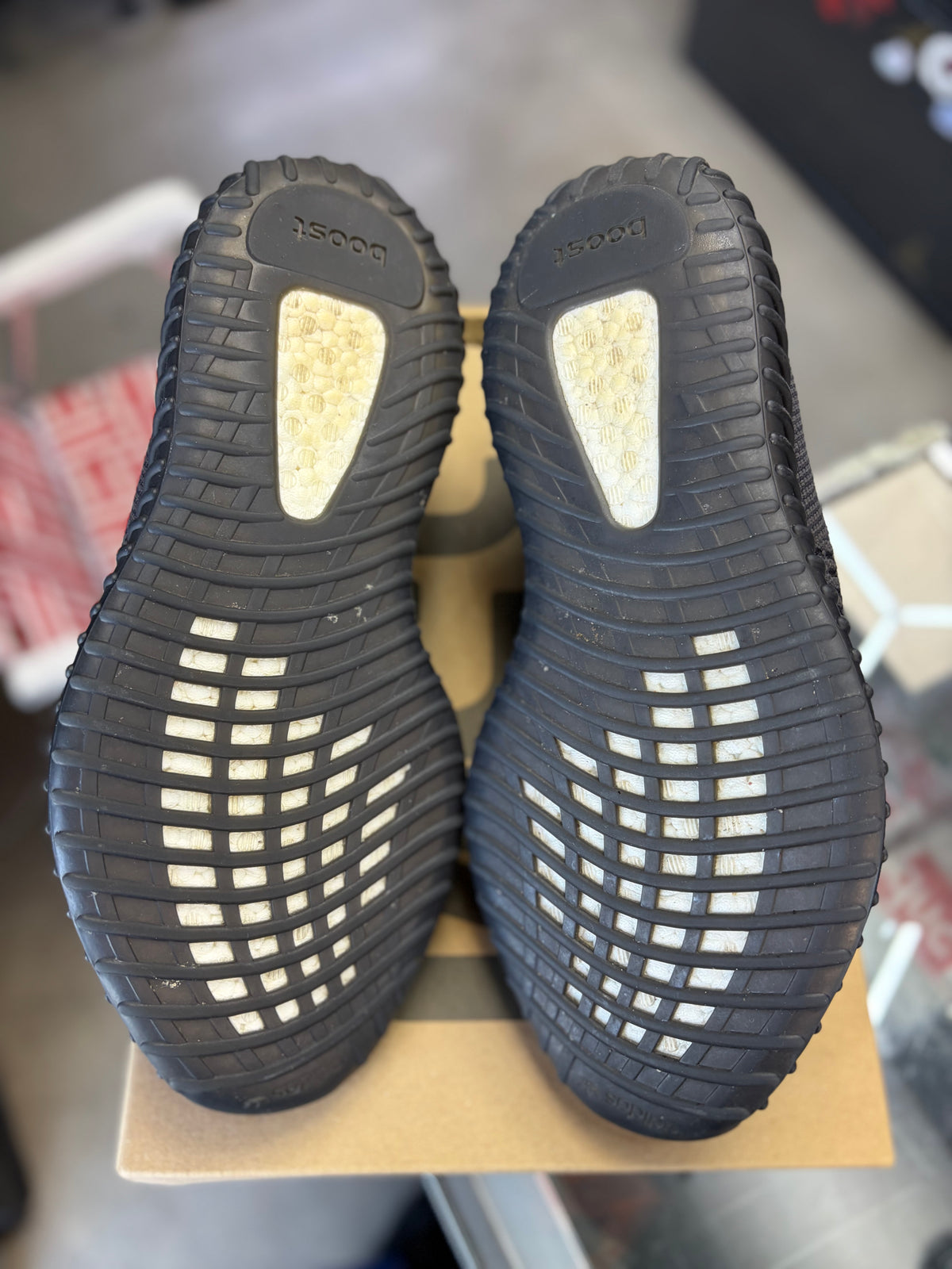 Yeezy 350 “Black N/R” Size 11