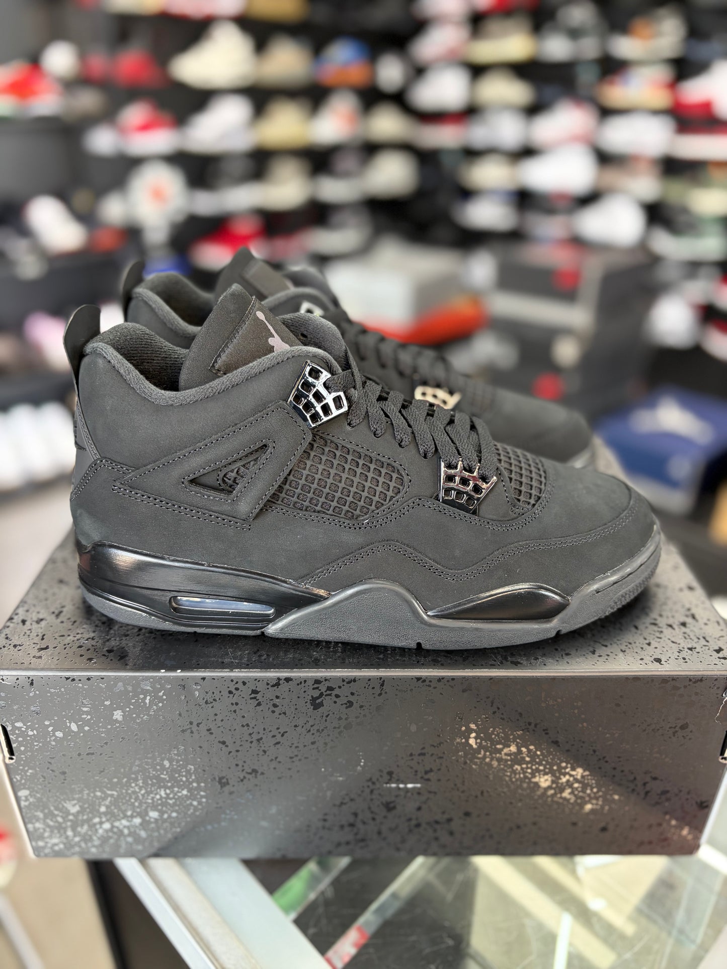 Jordan 4 “Black Cat” (2025) Size 10.5