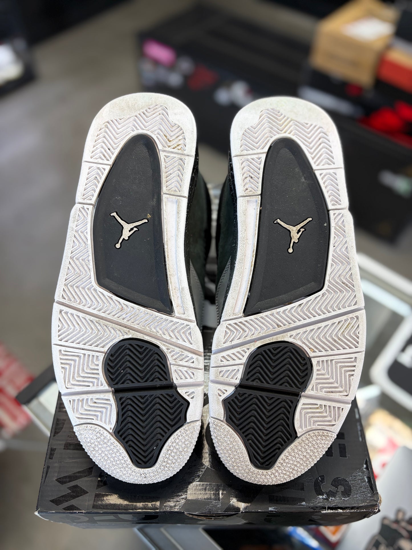 Jordan 4 “Fear” Size 10