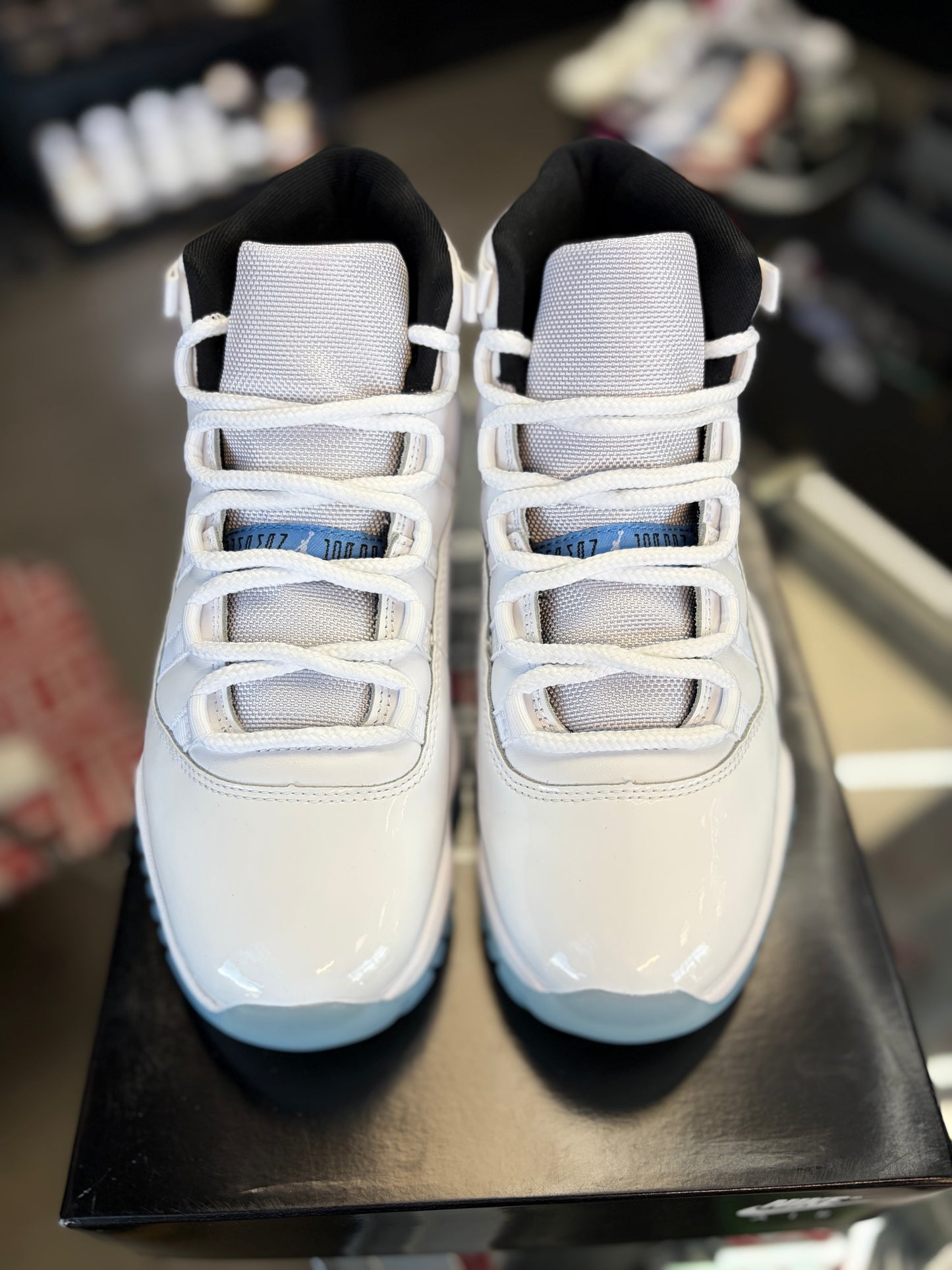 Jordan 11 “Legend Blue” Size 8