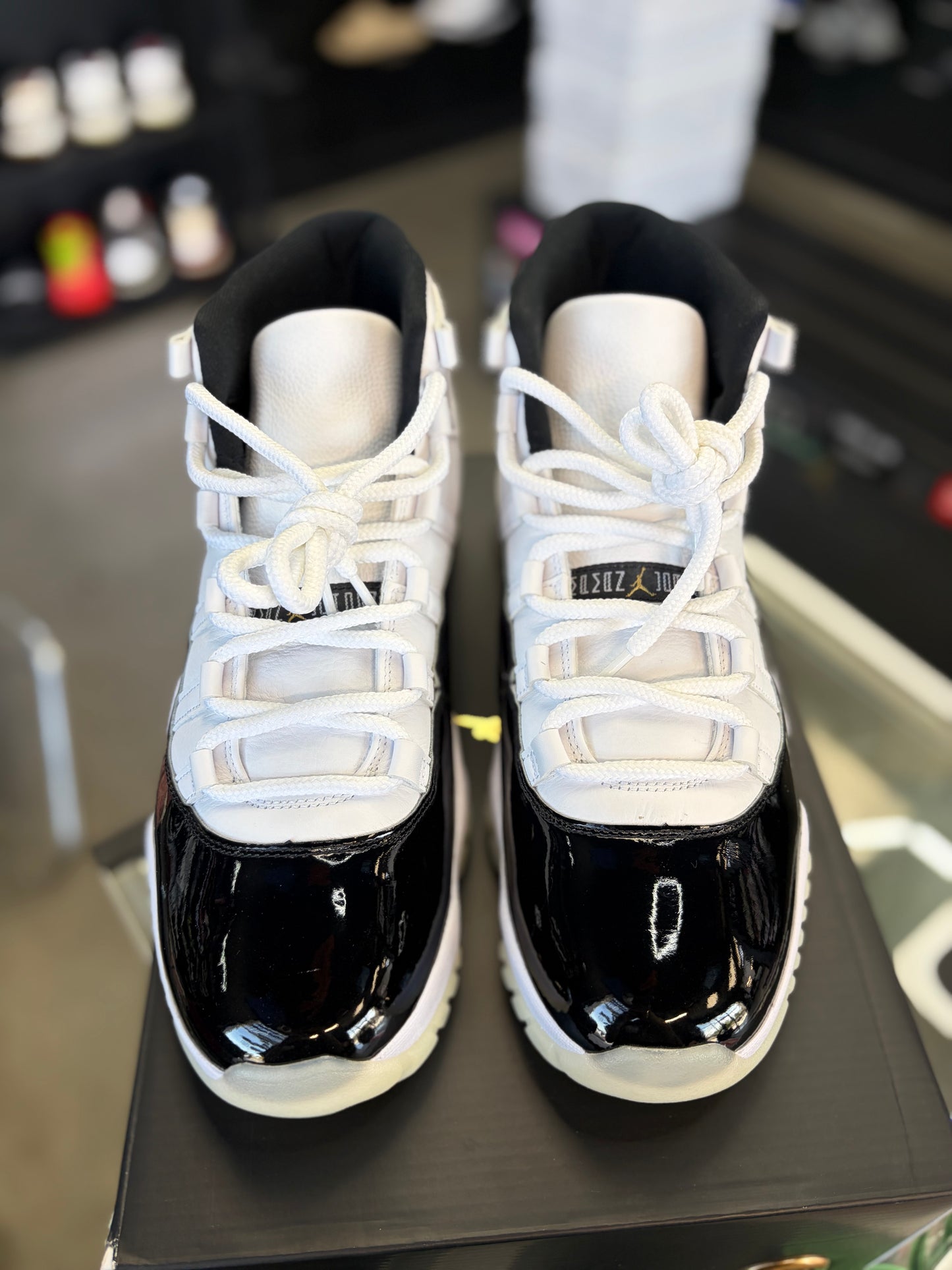 Jordan 11 “Gratitude” Size 11