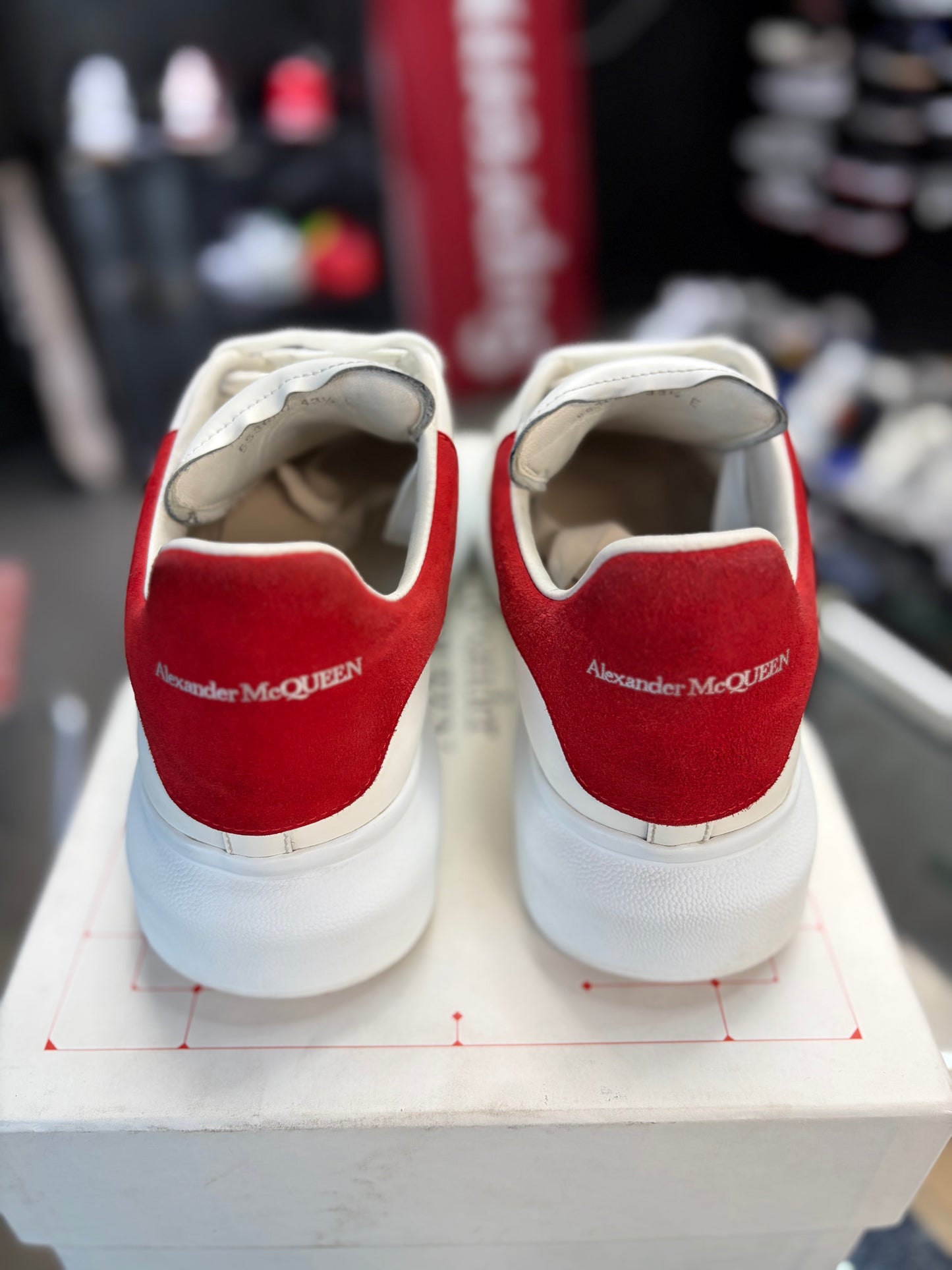 Alexander McQueen “White/Red” Size 43.5EU