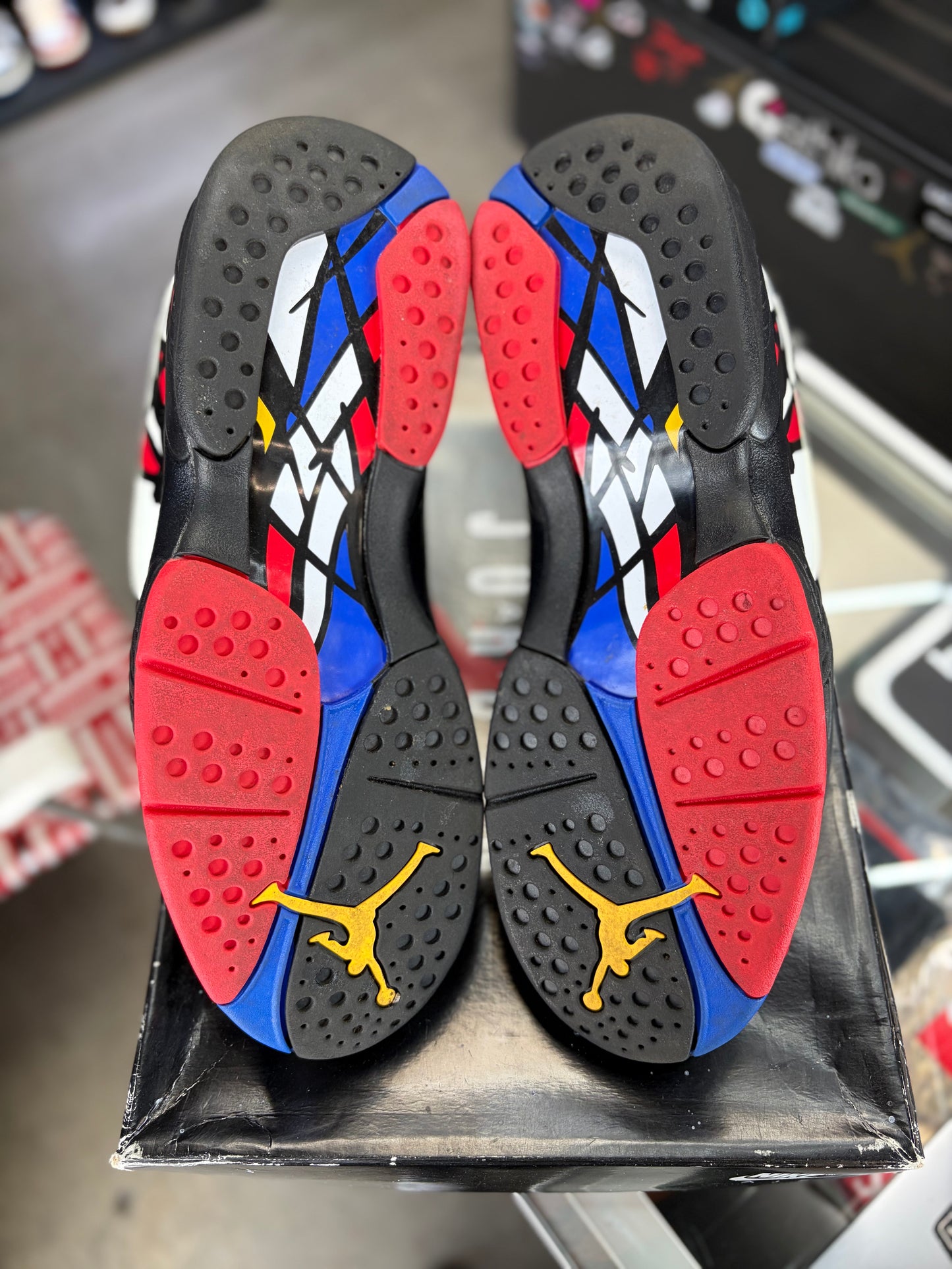 Jordan 8 “Playoffs” Size 9.5