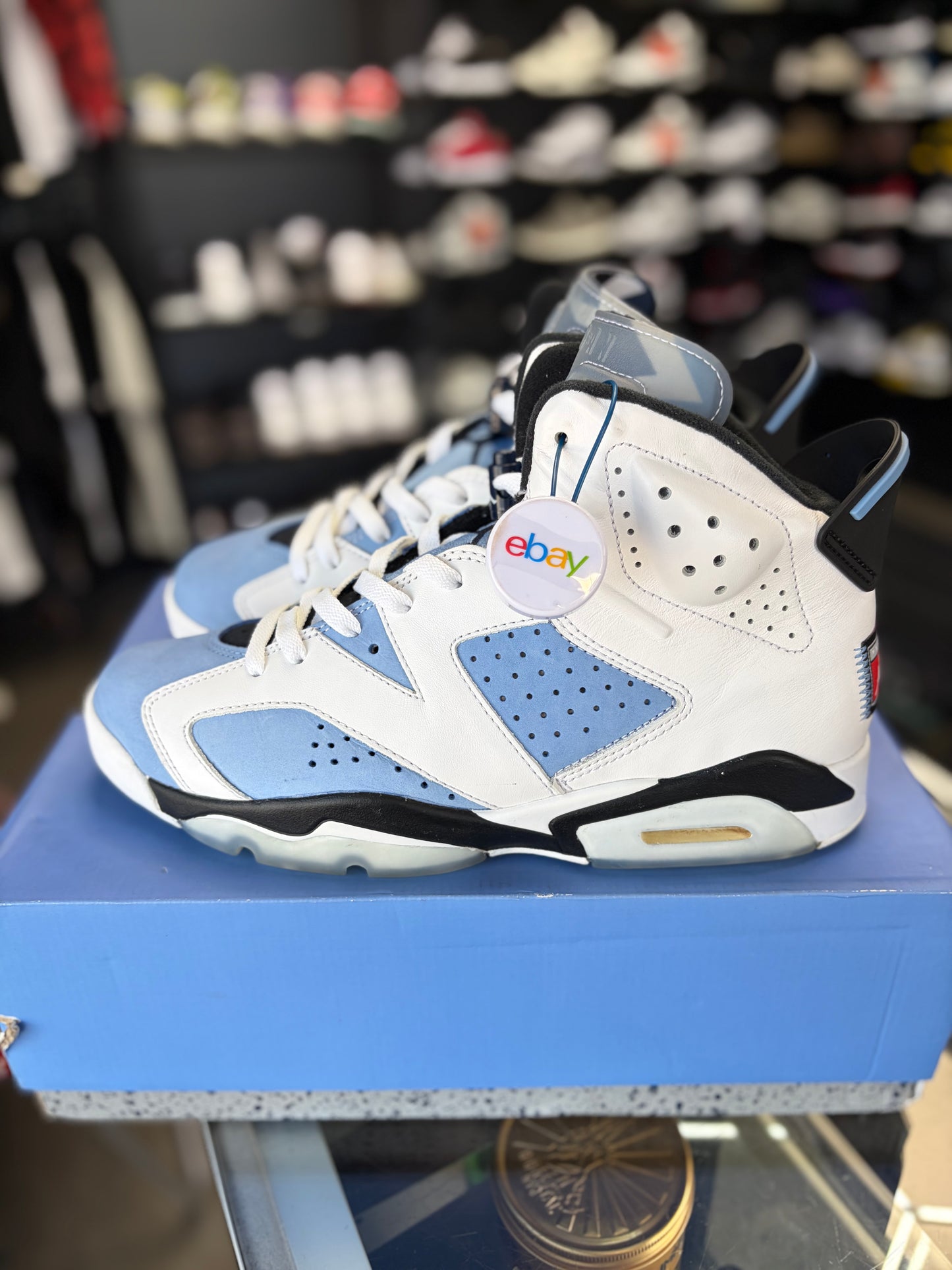 Jordan 6 “UNC” Size 10.5