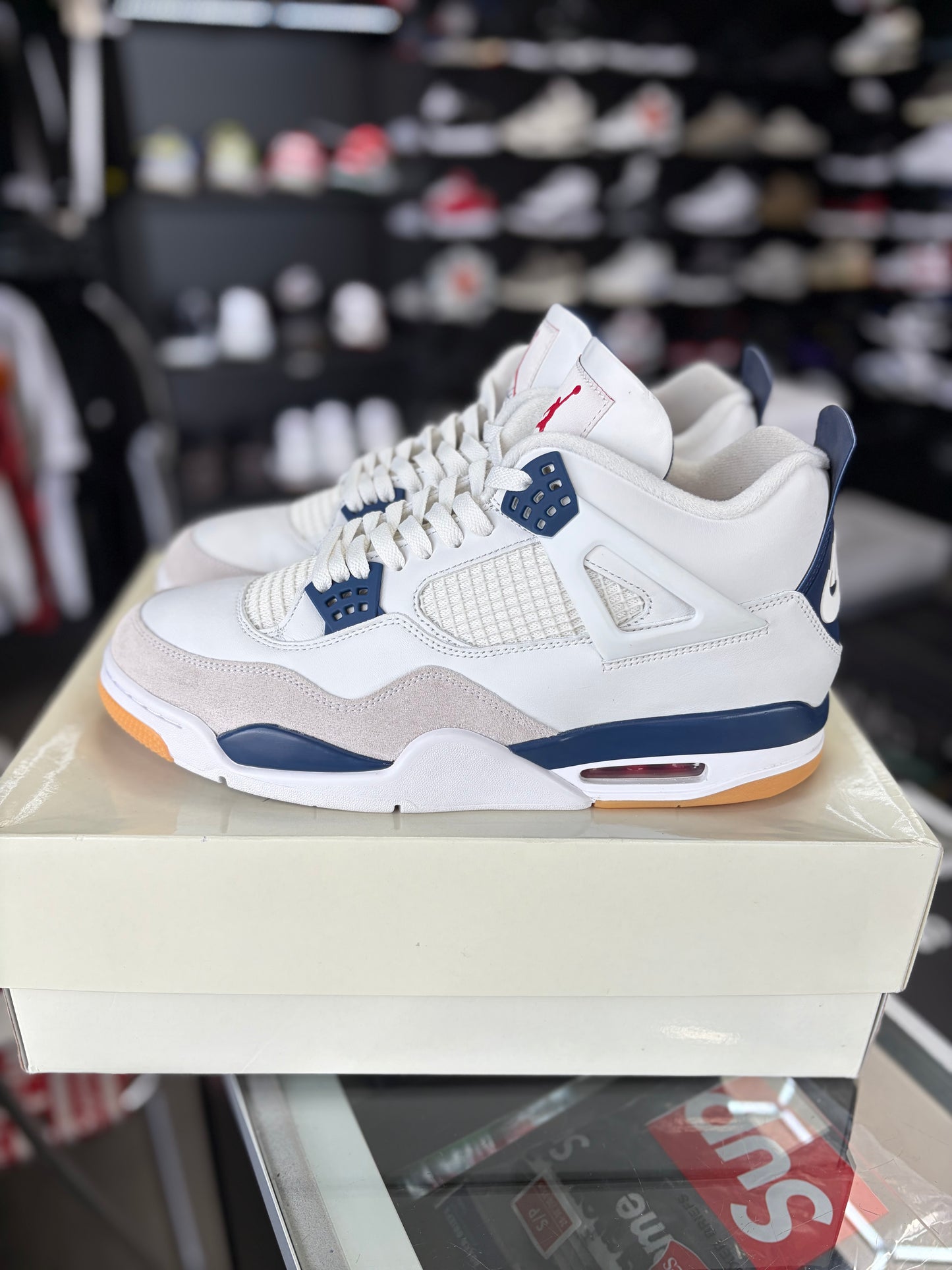 Jordan 4 SB “Navy” Size 13