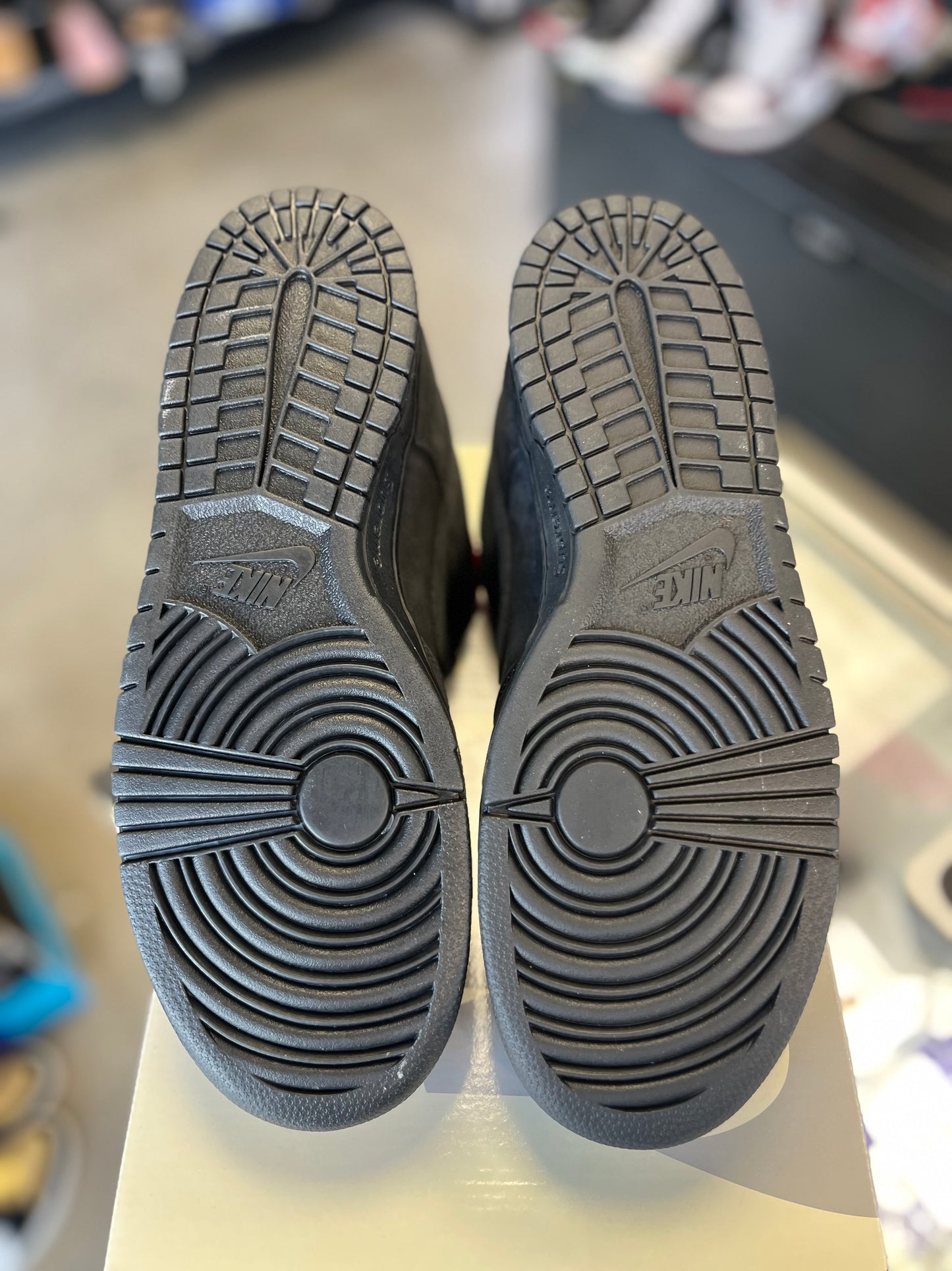 Nike SB Dunk x “Supreme 94 Black” Size 11