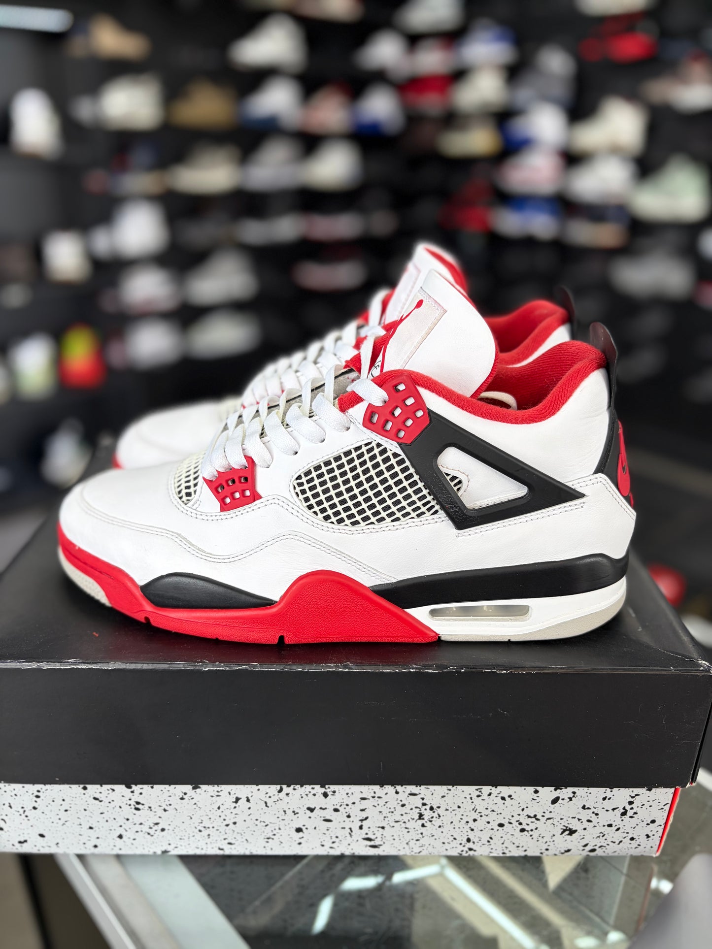 Jordan 4 “Fire Red” (2020) Size 11