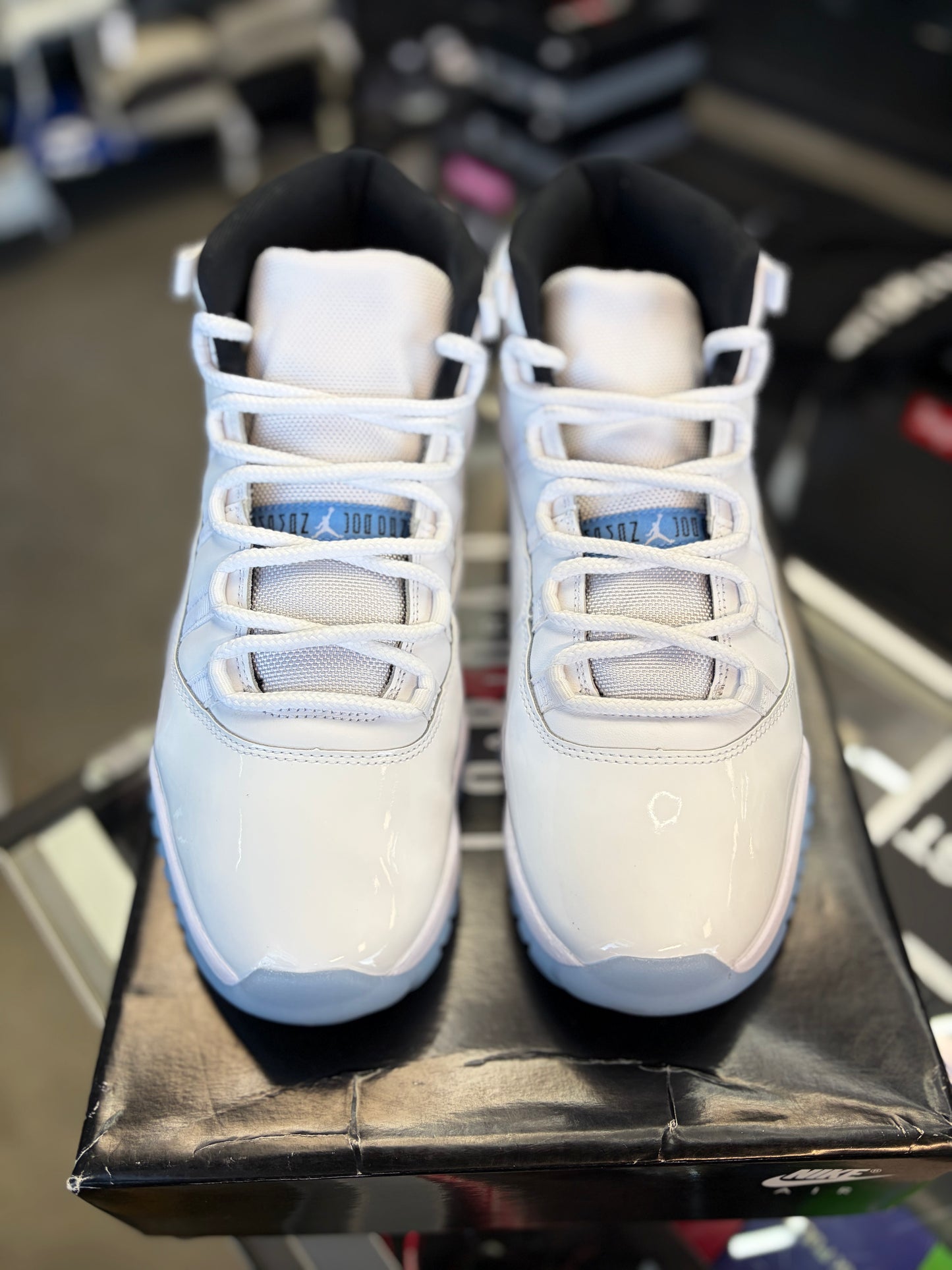 Jordan 11 “Legend Blue” Size 9.5