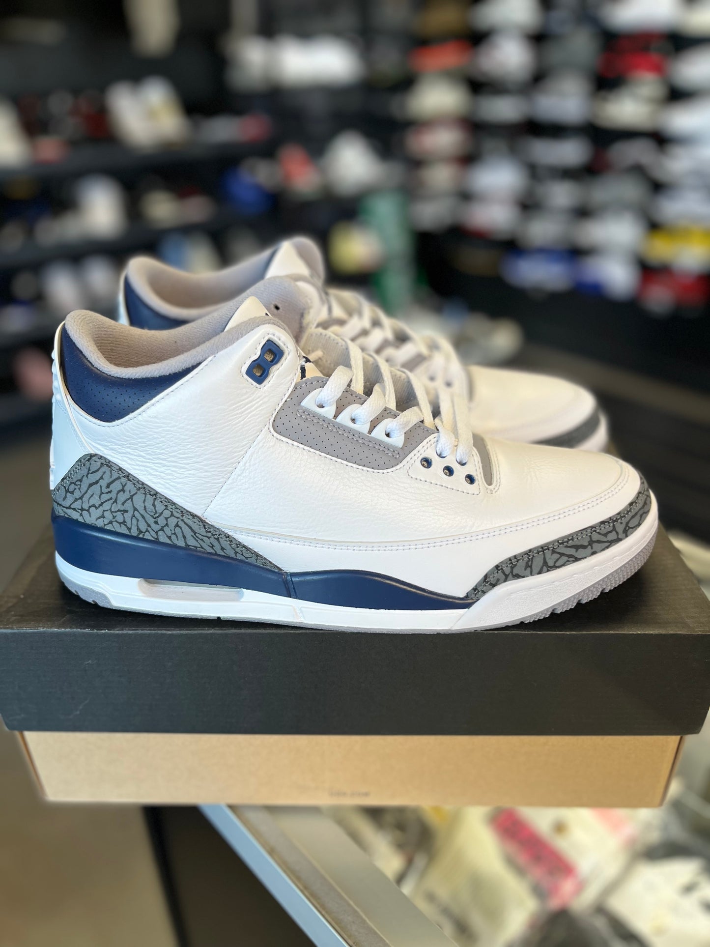Jordan 3 “Midnight Navy” Size 12