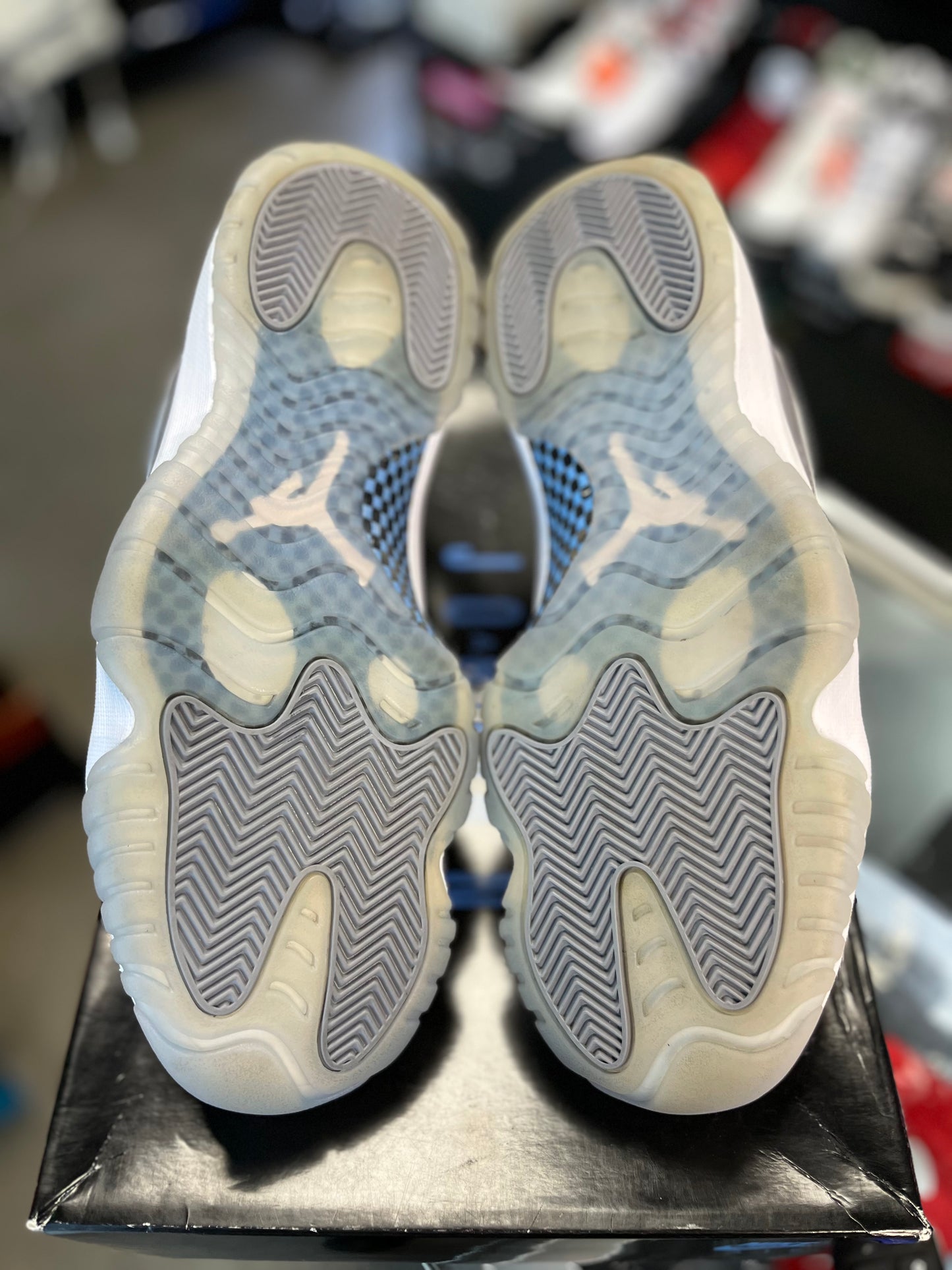 Jordan 11 Low “Cement Grey” Size 11.5