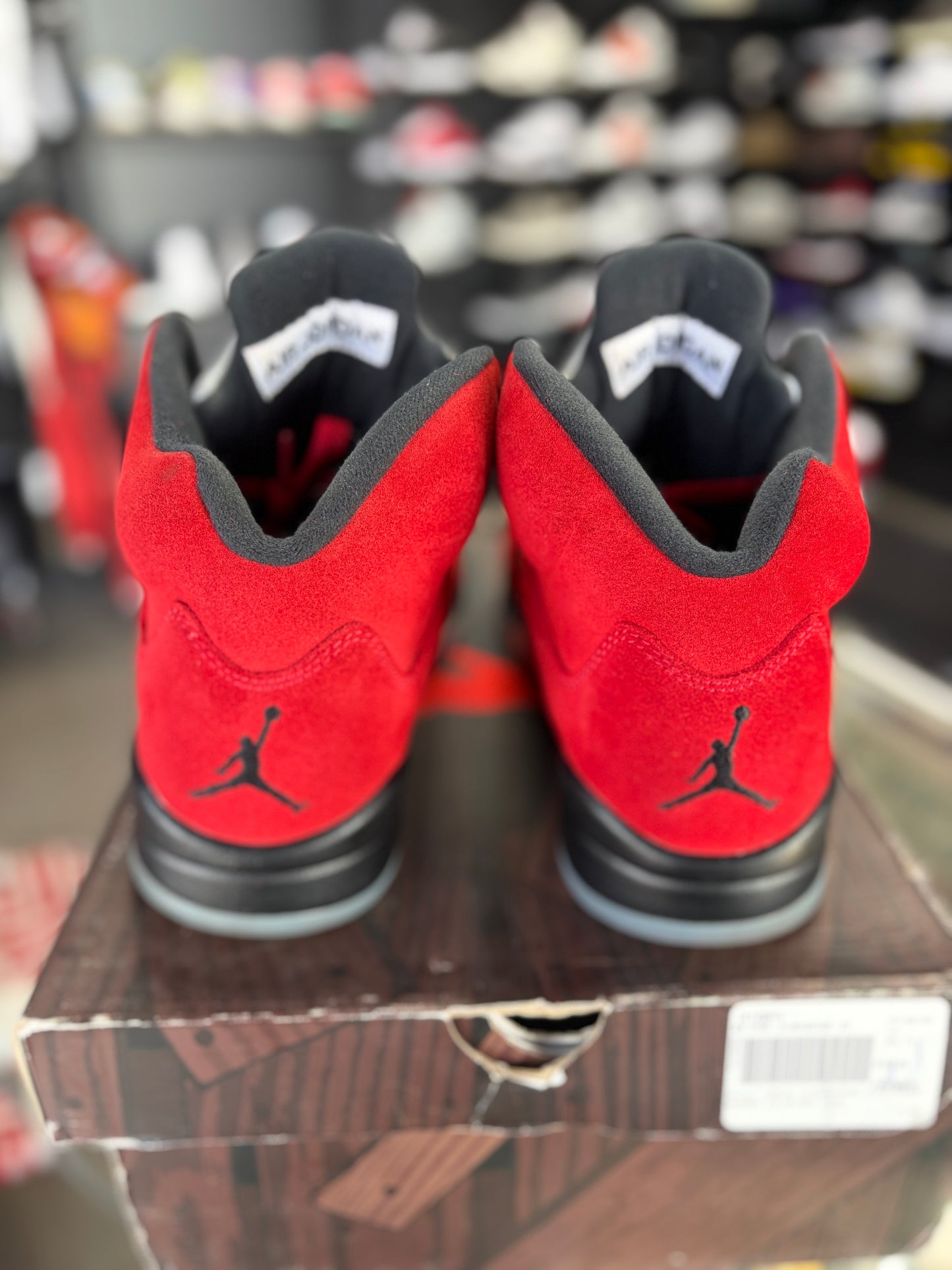 Jordan 5 “Raging Bull” Size 8.5