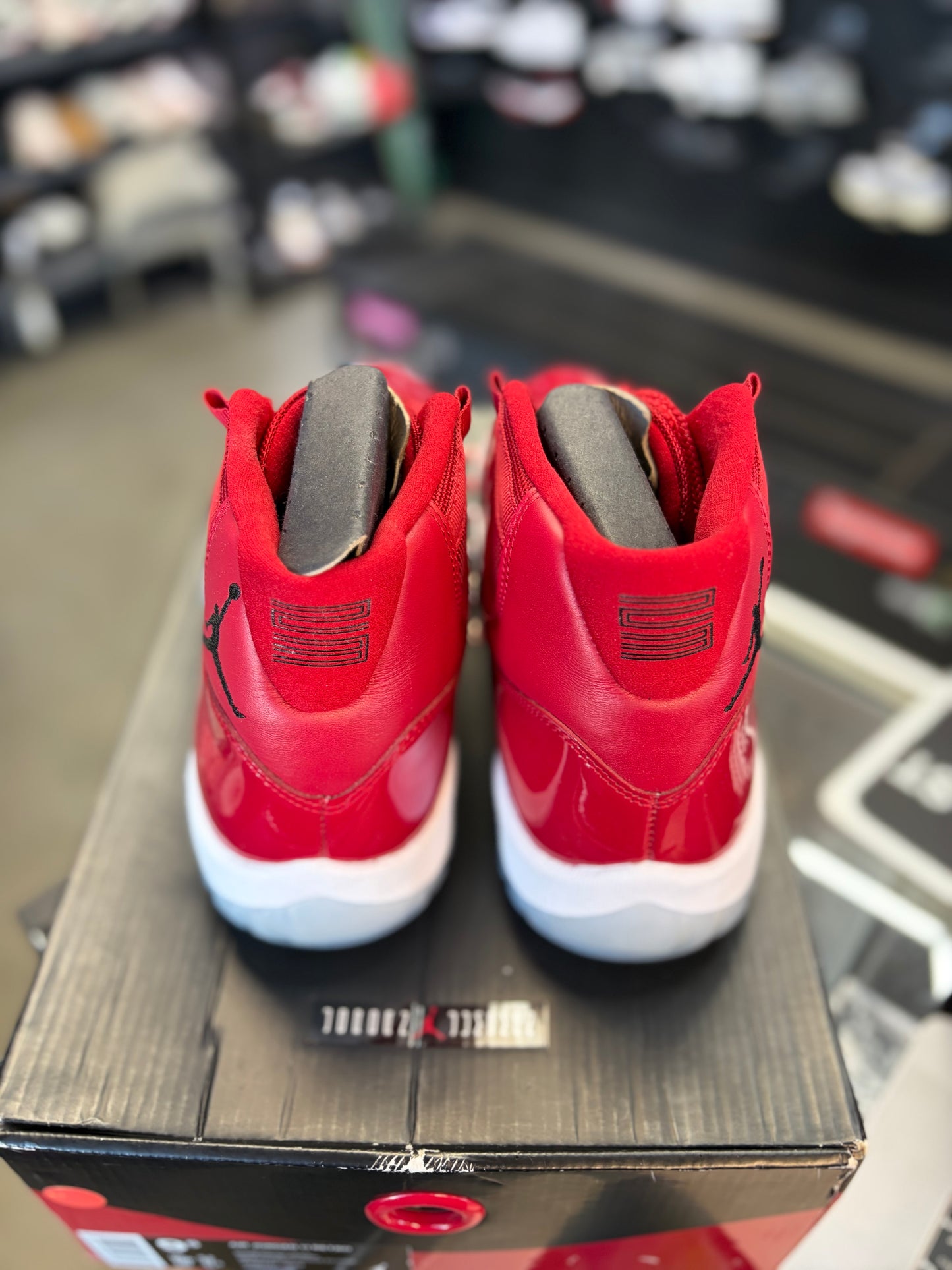 Jordan 11 “Win Like 96” Size 9.5