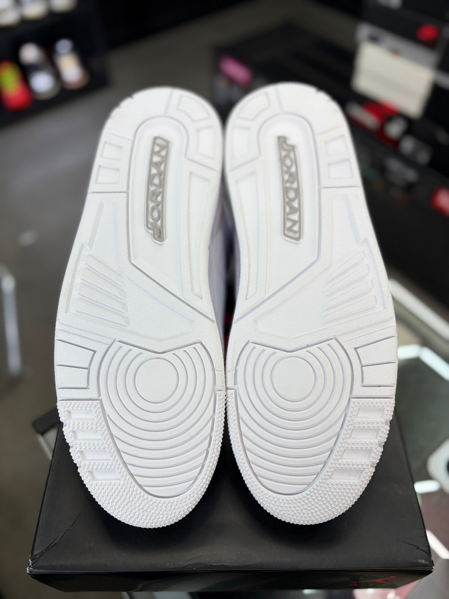 Jordan 3 “Pure Money” Size 10.5