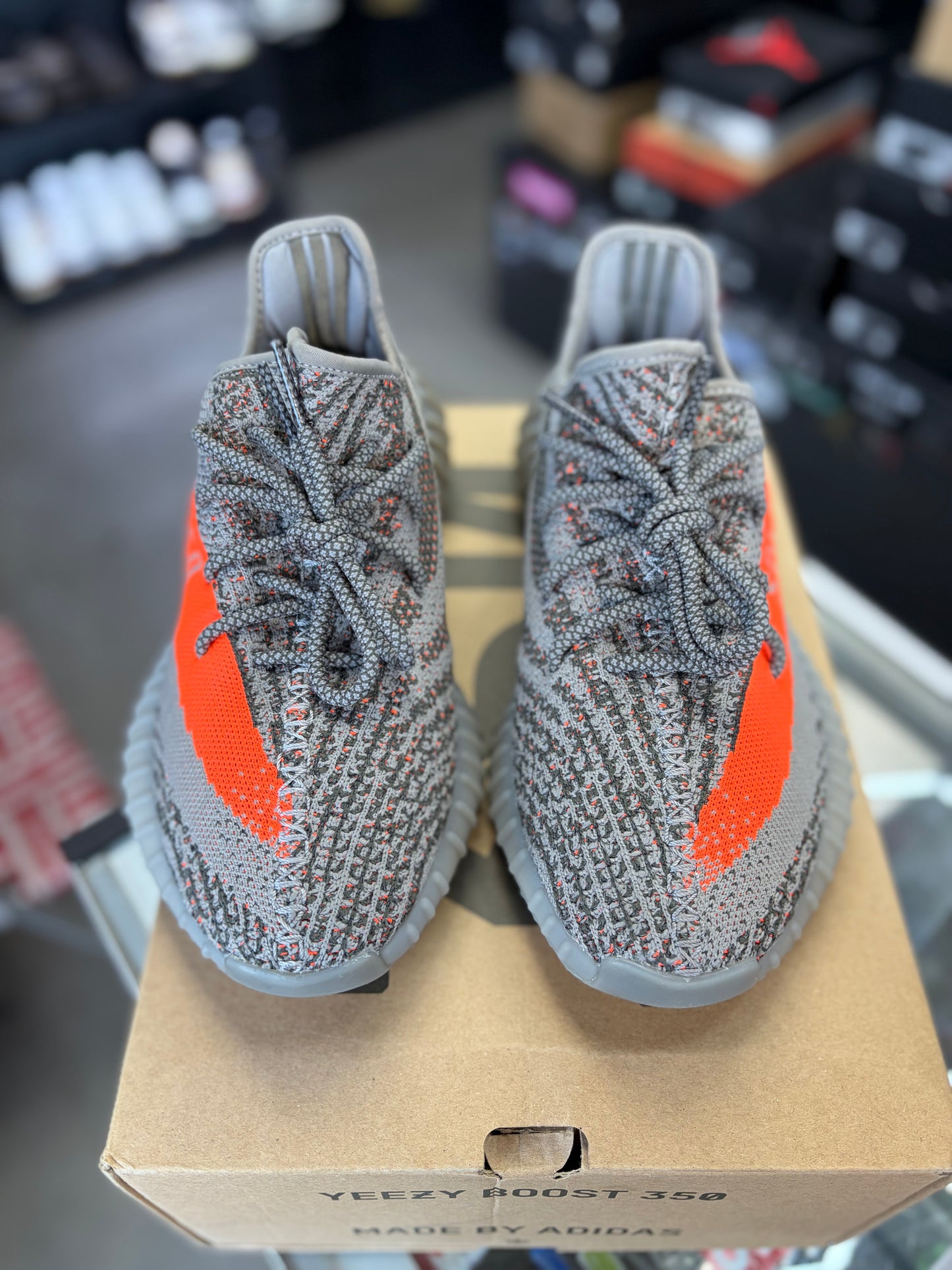 Yeezy 350 “Beluga Reflective” Size 9