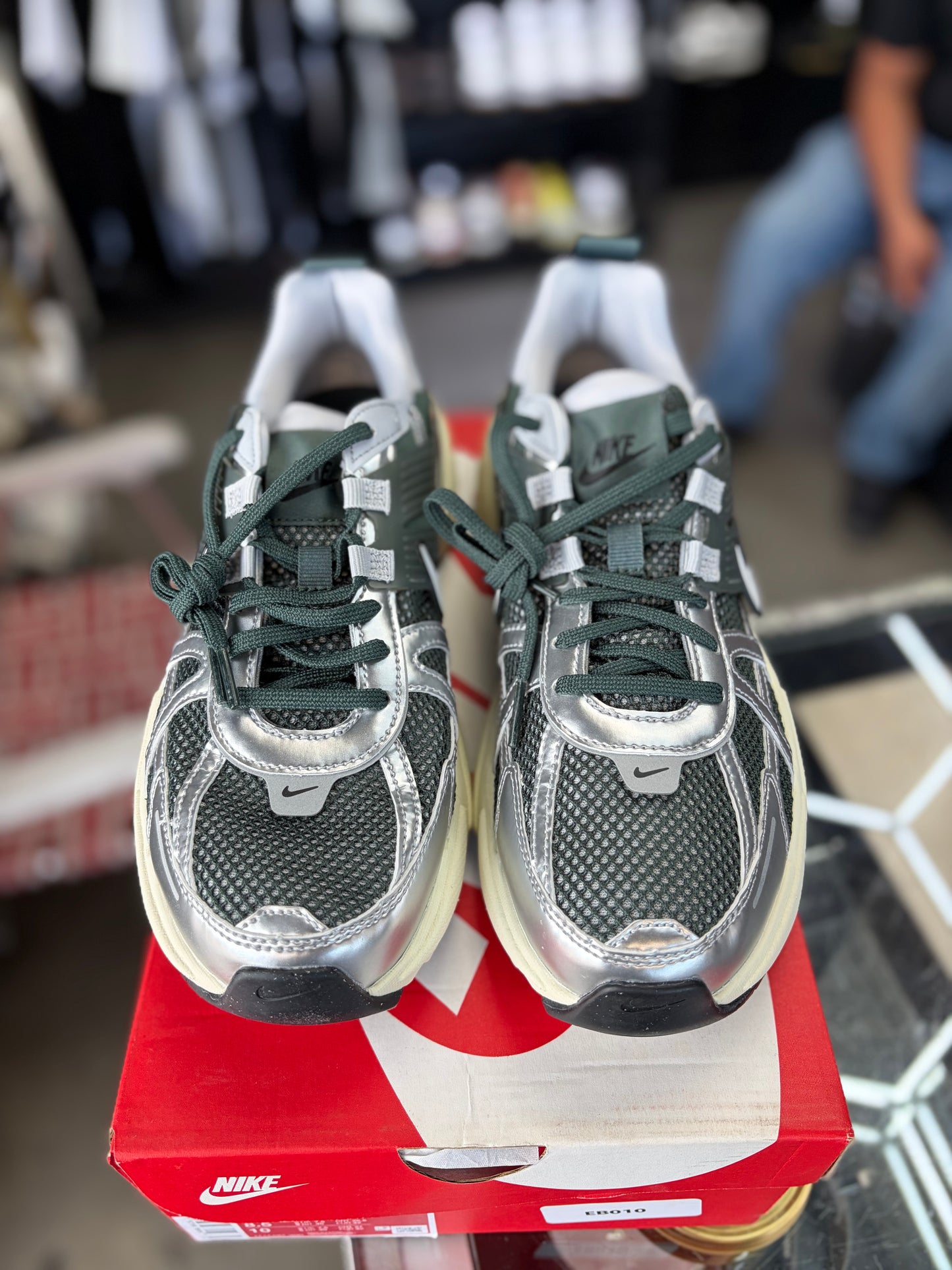 Nike V2K Run “Vintage Green” Size 8.5