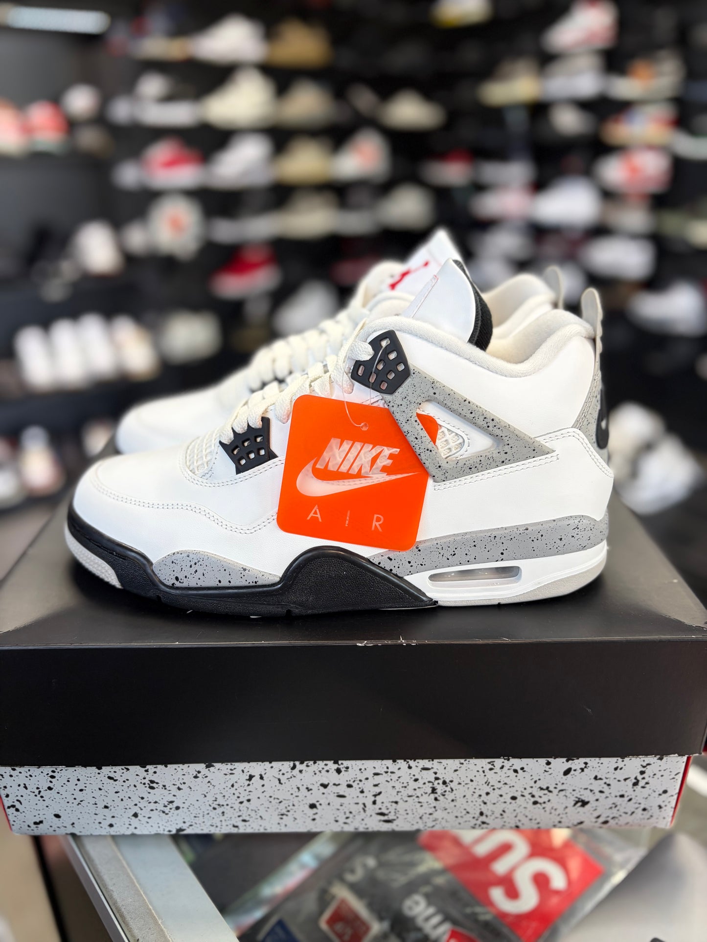 Jordan 4 “White Cement” Size 9.5